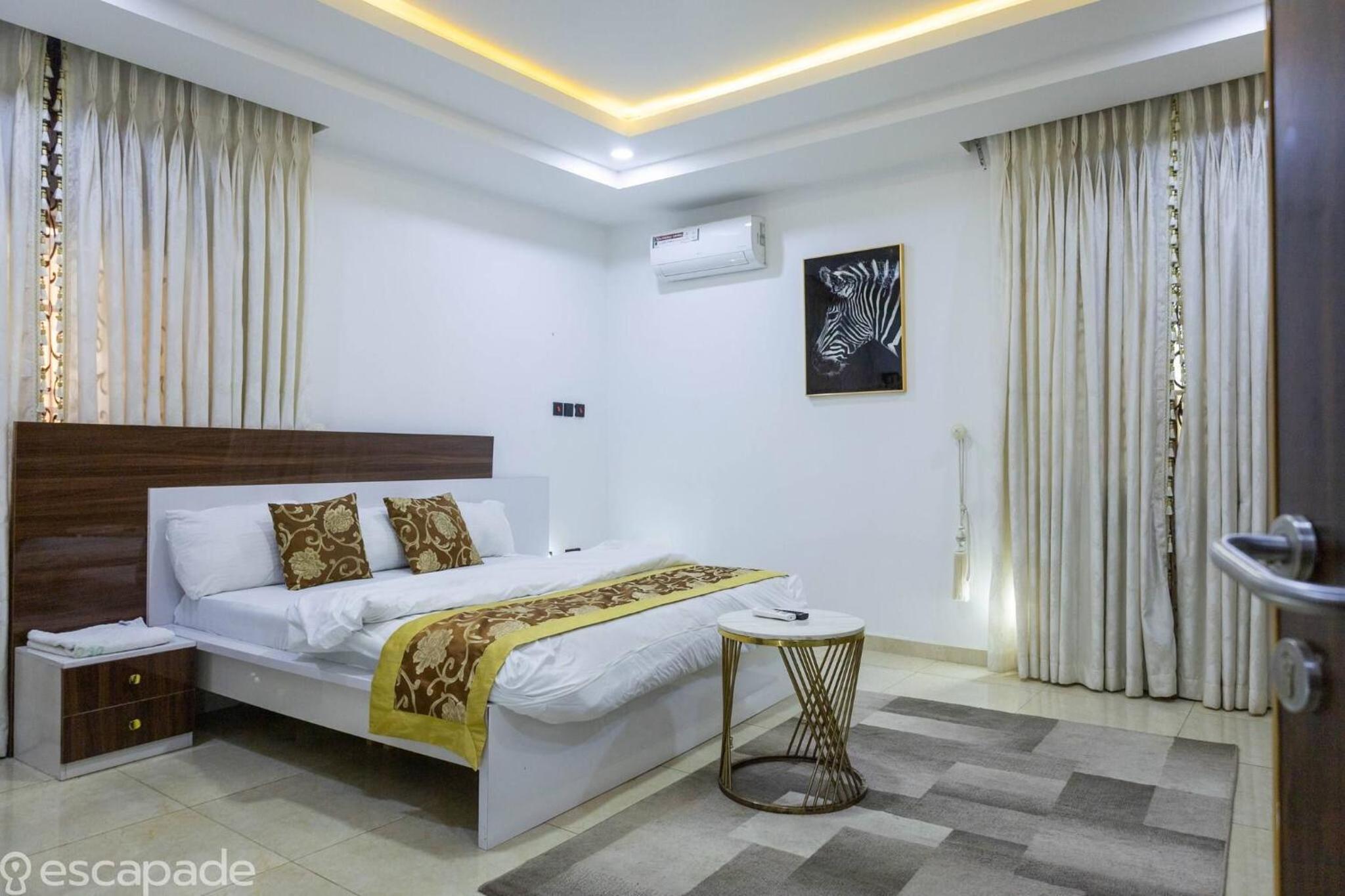 Luxurious Abuja Apartment with Modern Amenities