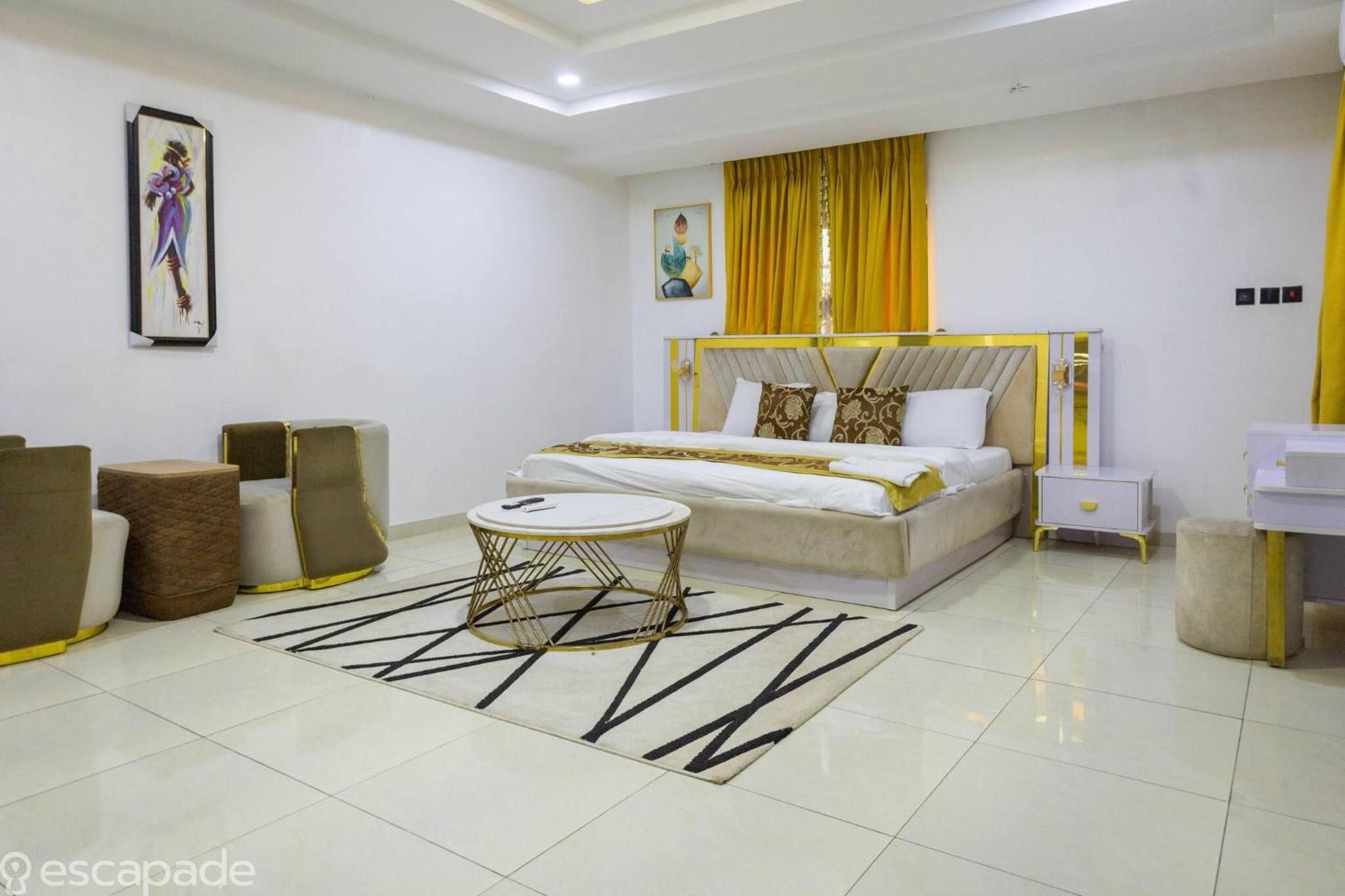 Luxurious Abuja Apartment with Modern Amenities