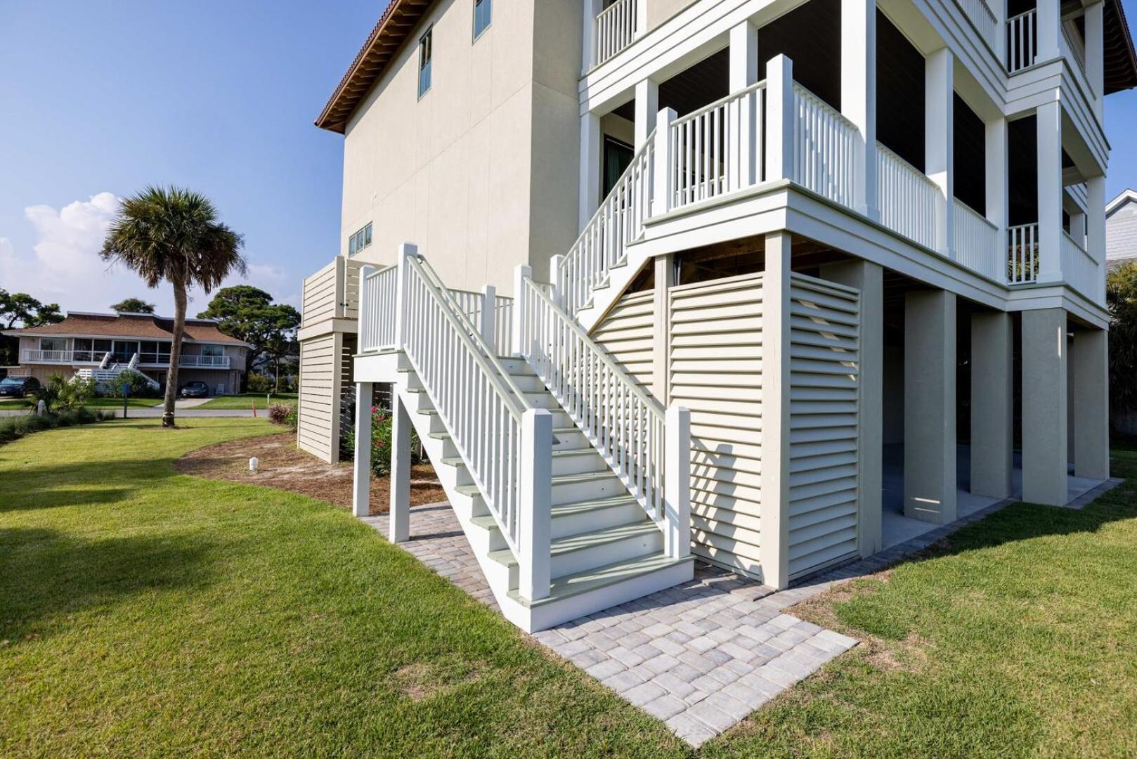 Stunning Newly Constructed 5-Bedroom, 55-Bath Oceanfront Retreat