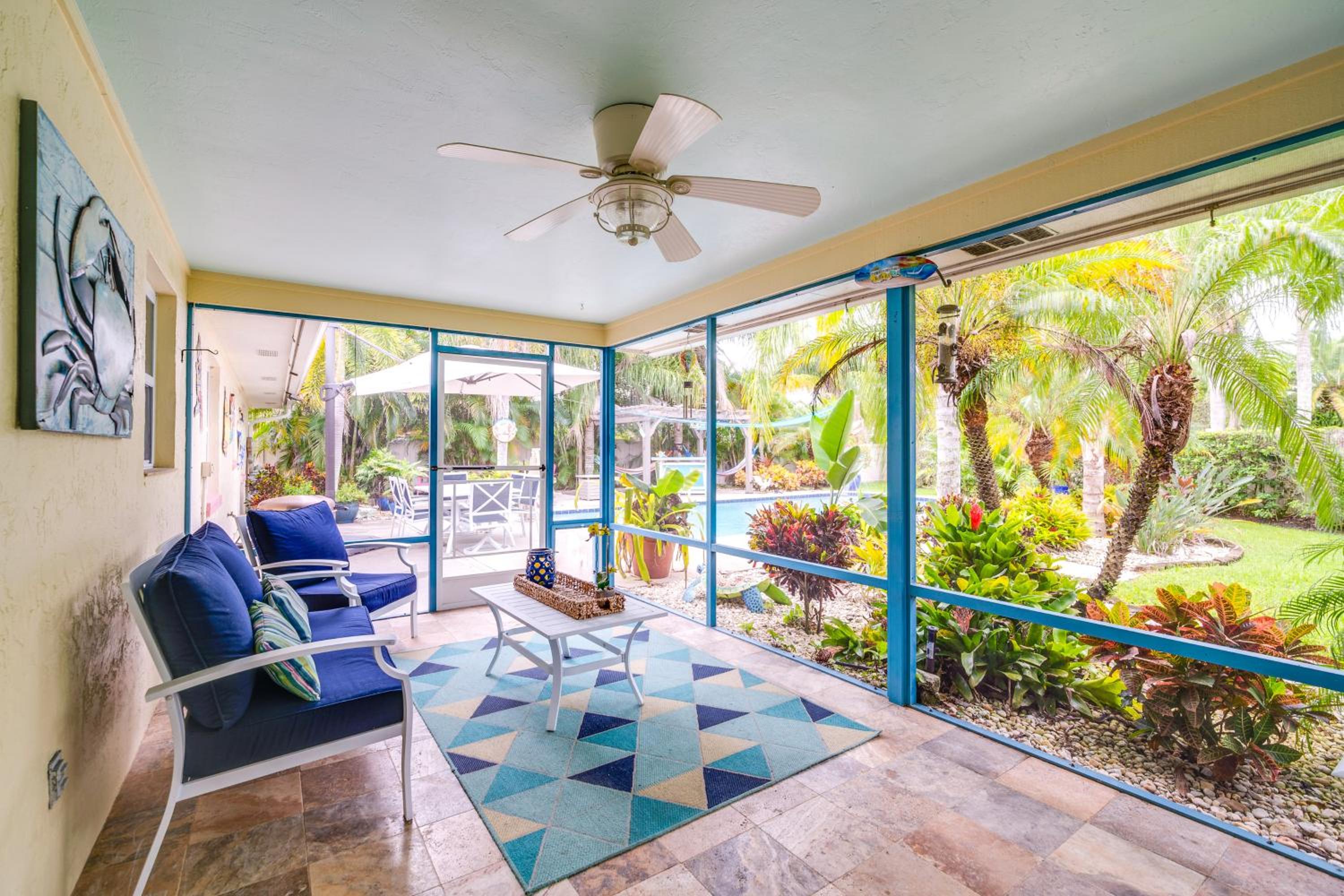 Outdoor Oasis with Bar and Lanai Tavares Escape
