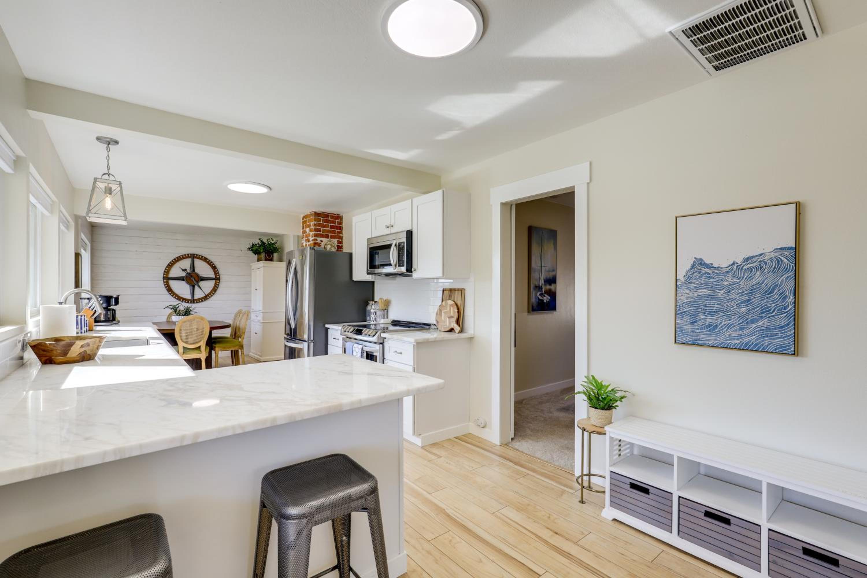 Walk to Dtwn Camas! Updated Home with Game Room