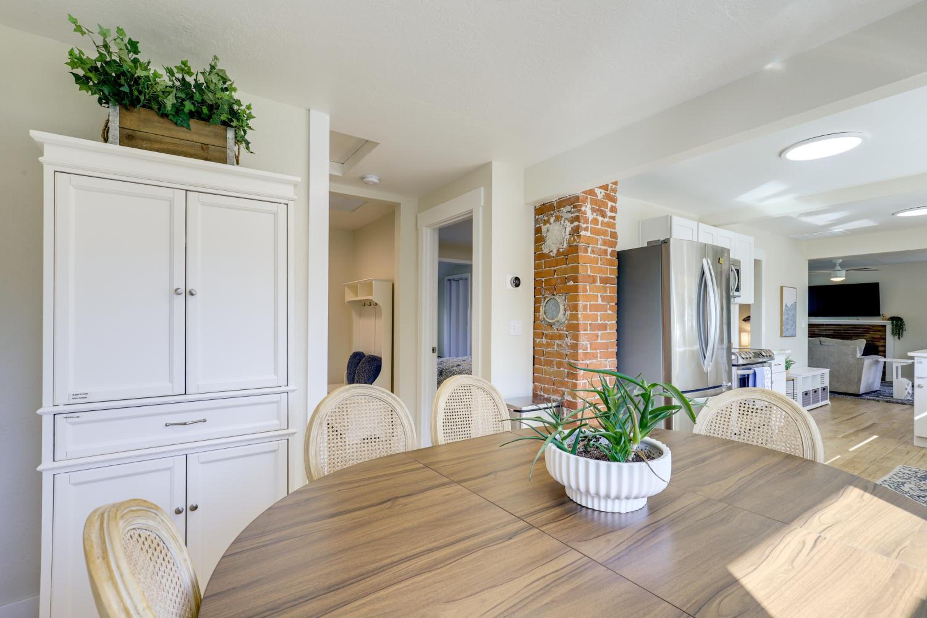 Walk to Dtwn Camas! Updated Home with Game Room
