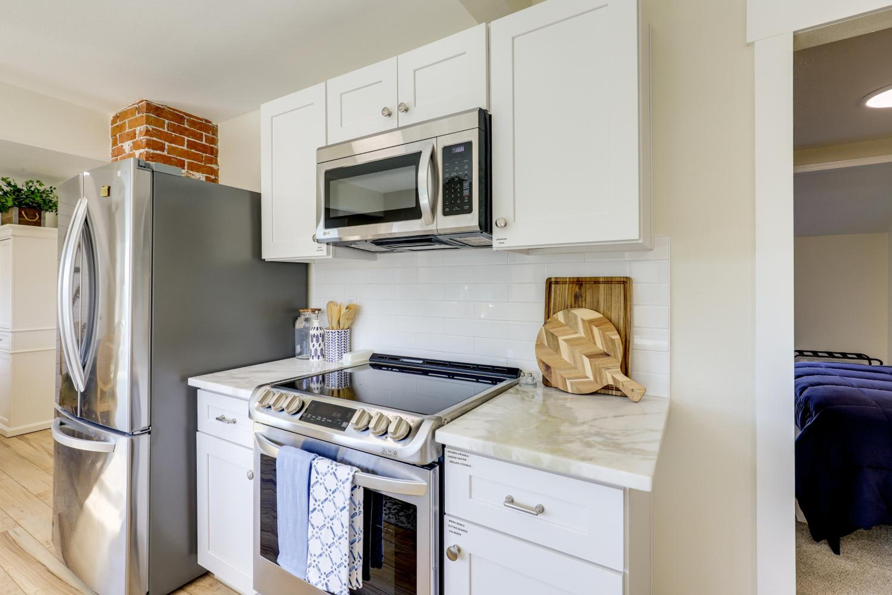 Walk to Dtwn Camas! Updated Home with Game Room