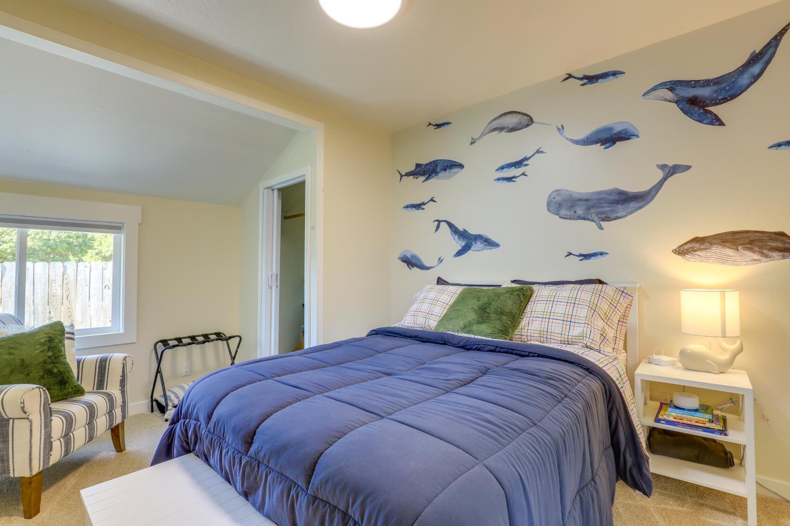 Walk to Dtwn Camas! Updated Home with Game Room