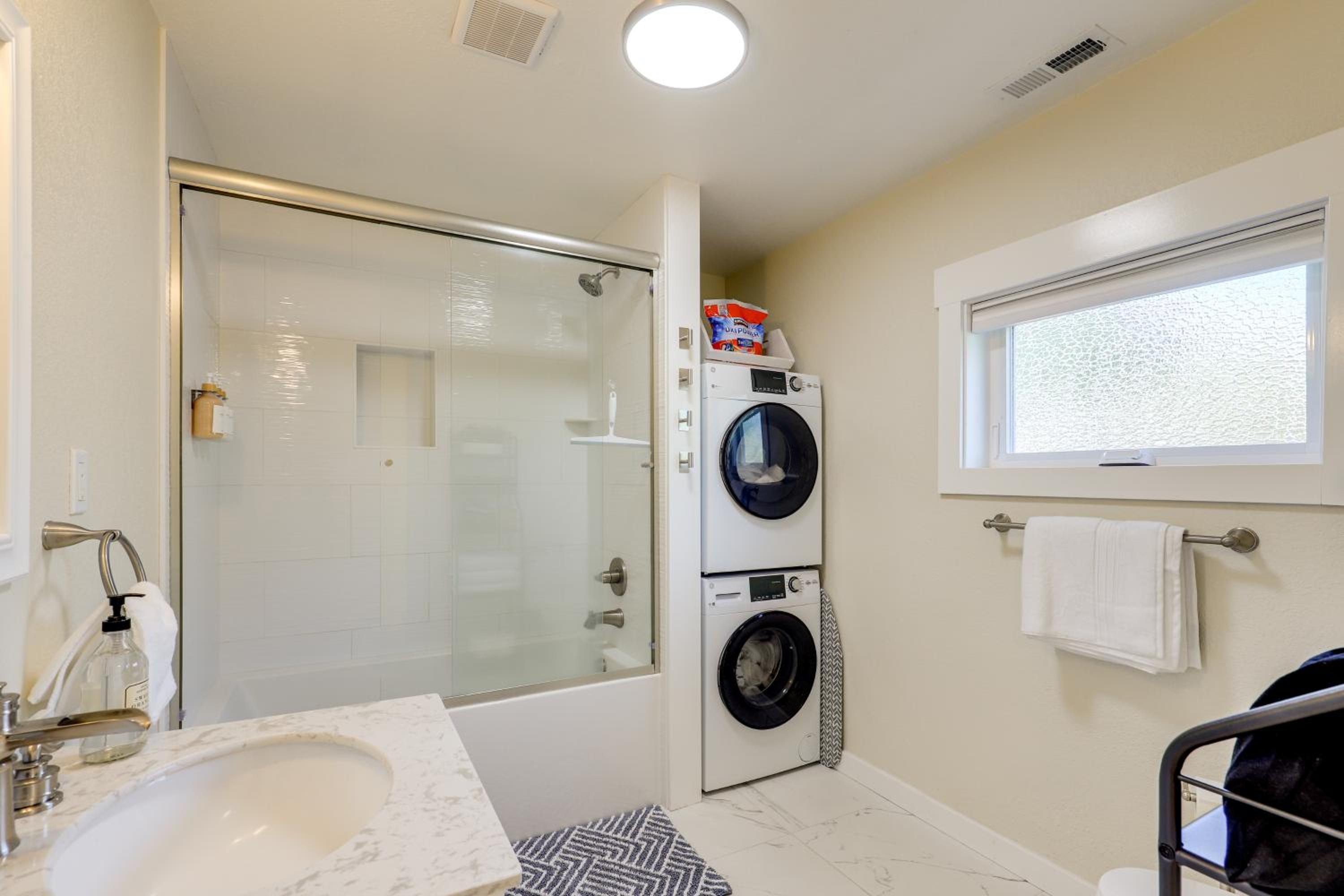 Walk to Dtwn Camas! Updated Home with Game Room