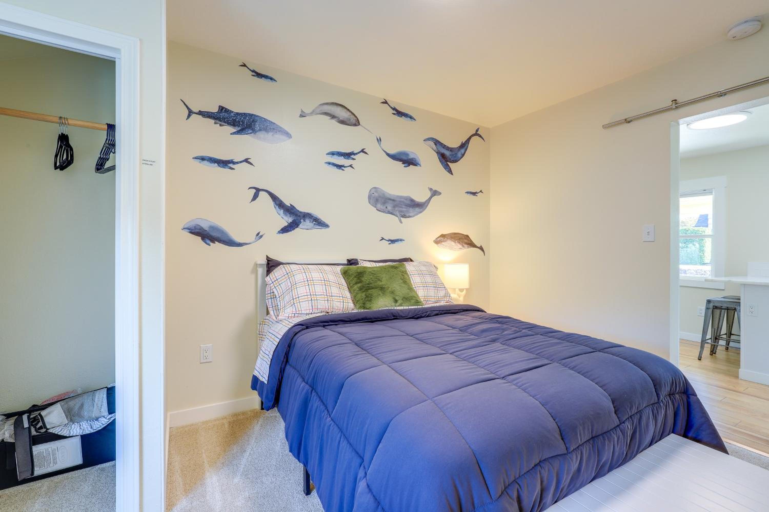 Walk to Dtwn Camas! Updated Home with Game Room