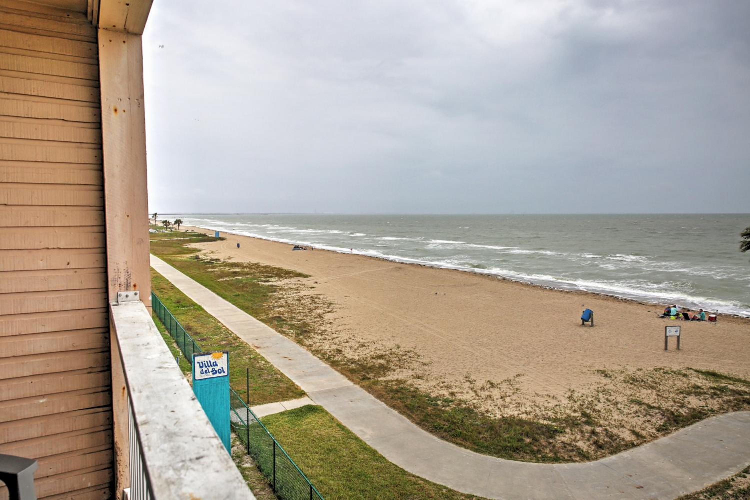 Balcony with Ocean View! North Beach 2nd-Floor Condo