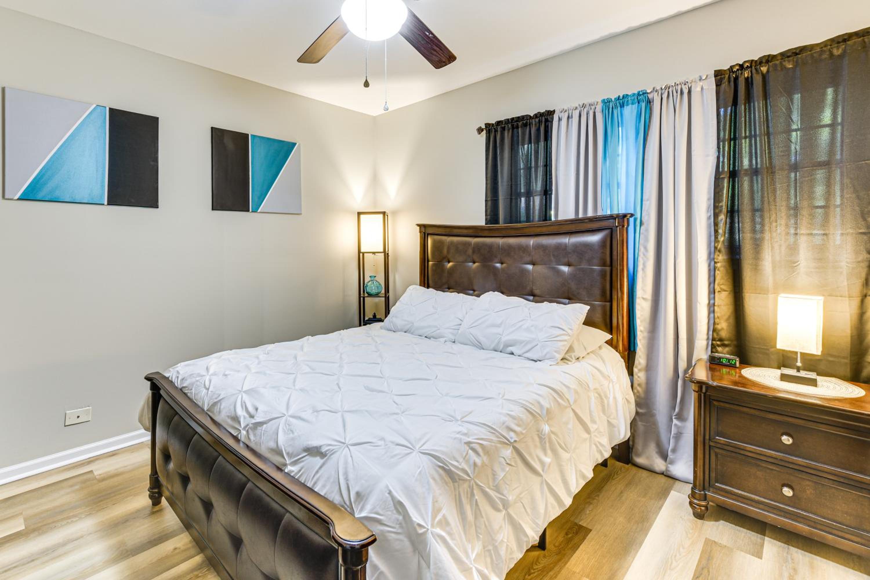 2 Mi to Dtwn Monroe near Wingate Cozy Apt with Patio
