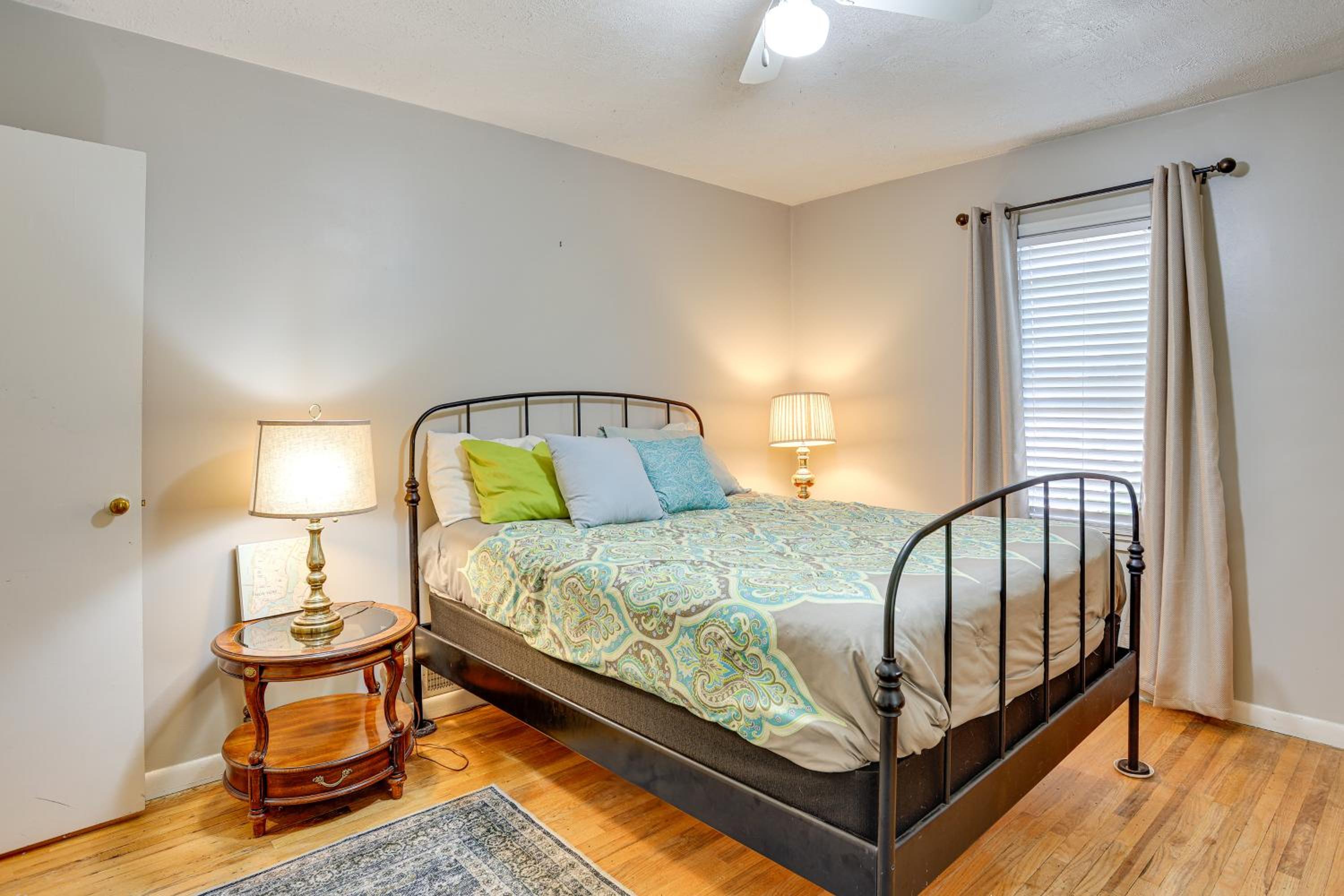 Apt 3 Mi to Dtwn Ogden! Pet-Friendly Backyard