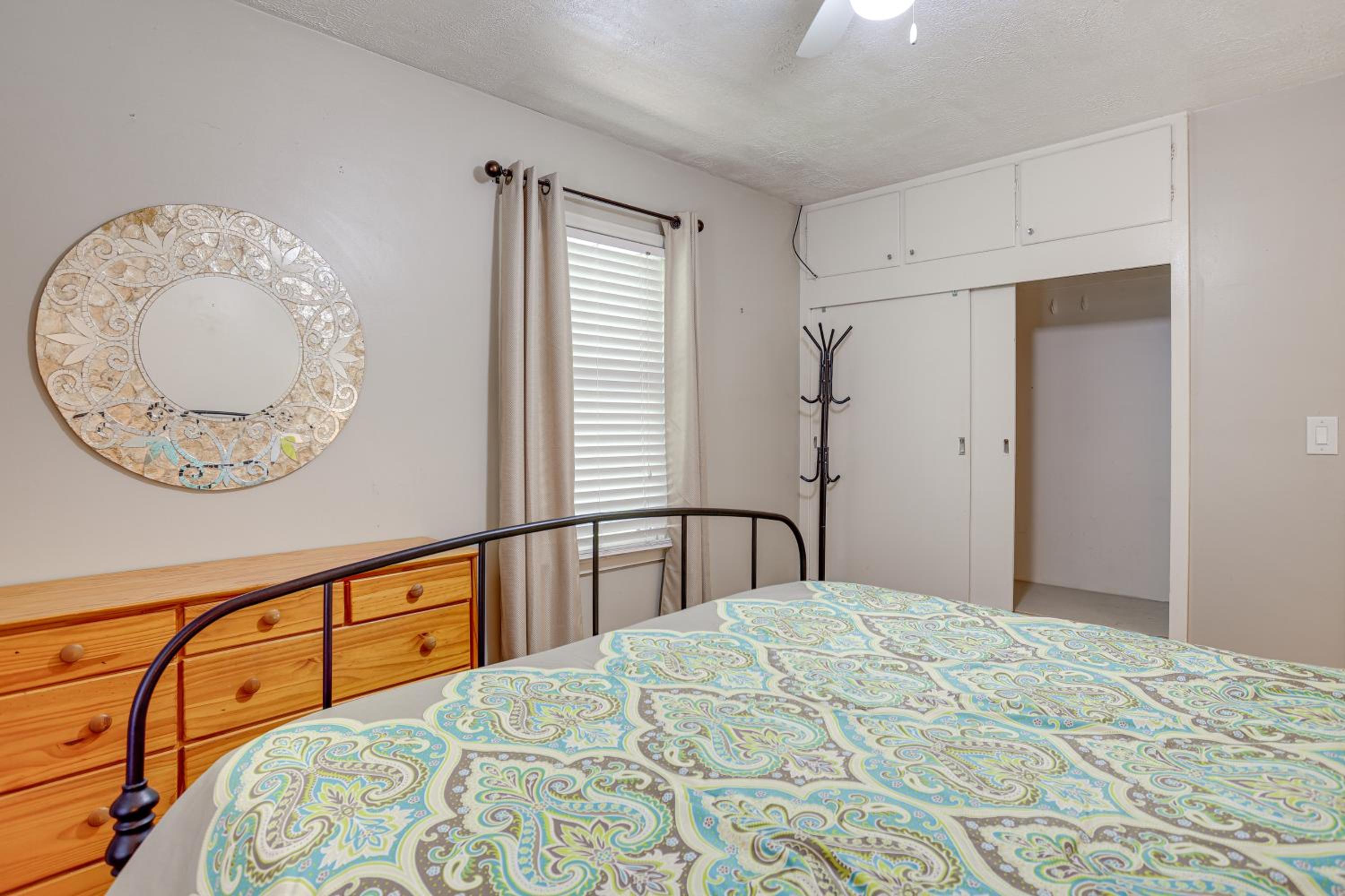 Apt 3 Mi to Dtwn Ogden! Pet-Friendly Backyard