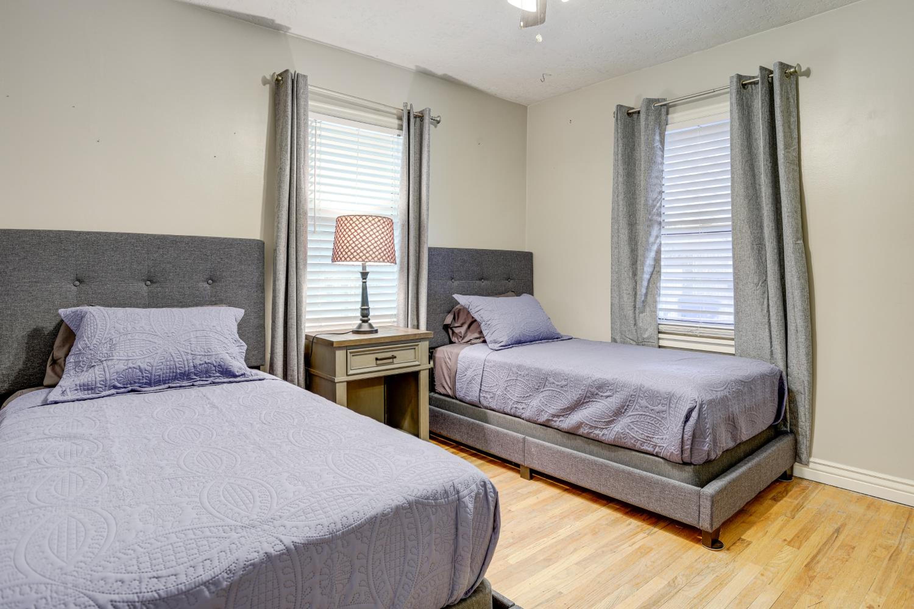 Apt 3 Mi to Dtwn Ogden! Pet-Friendly Backyard