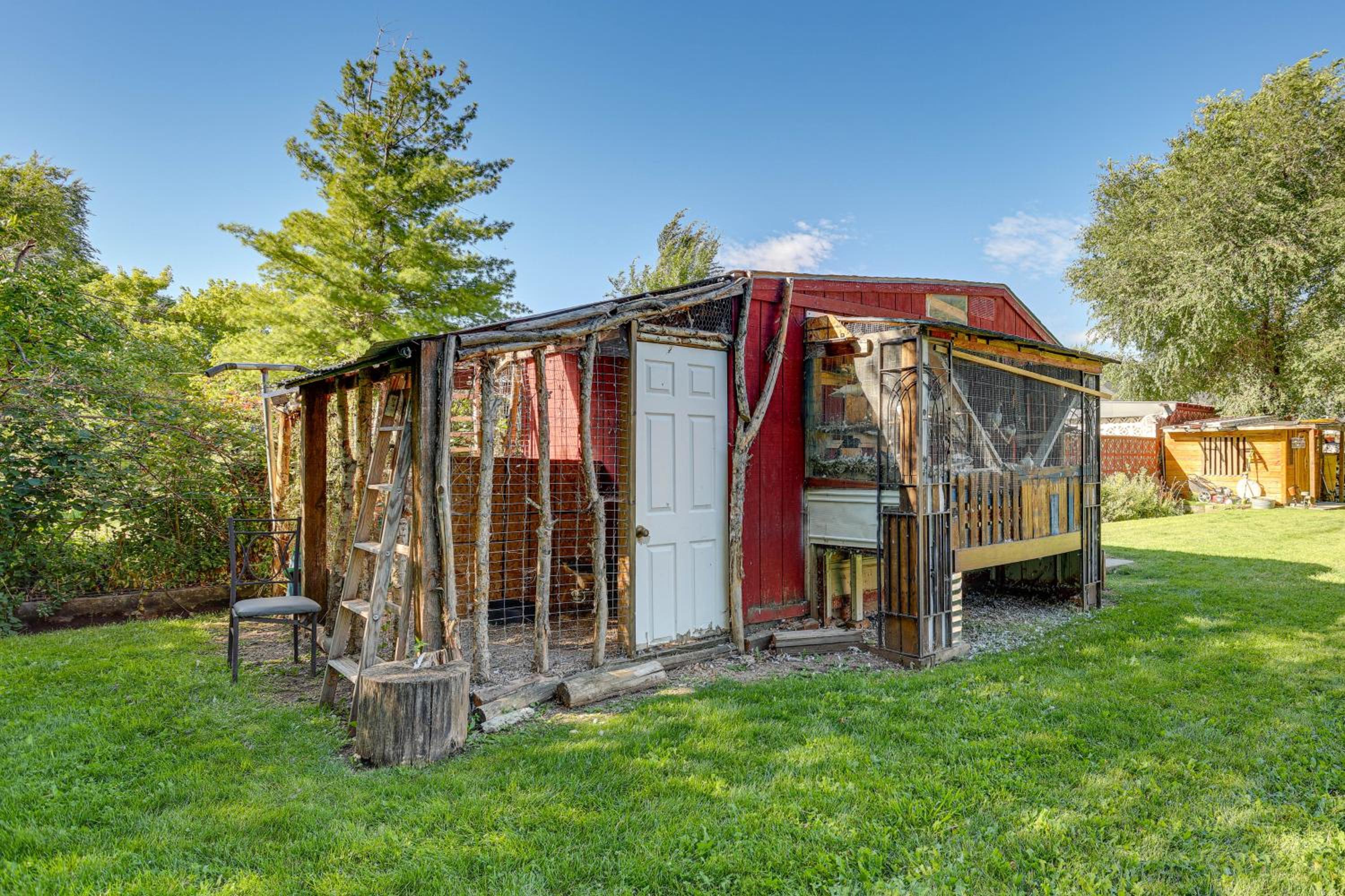Apt 3 Mi to Dtwn Ogden! Pet-Friendly Backyard