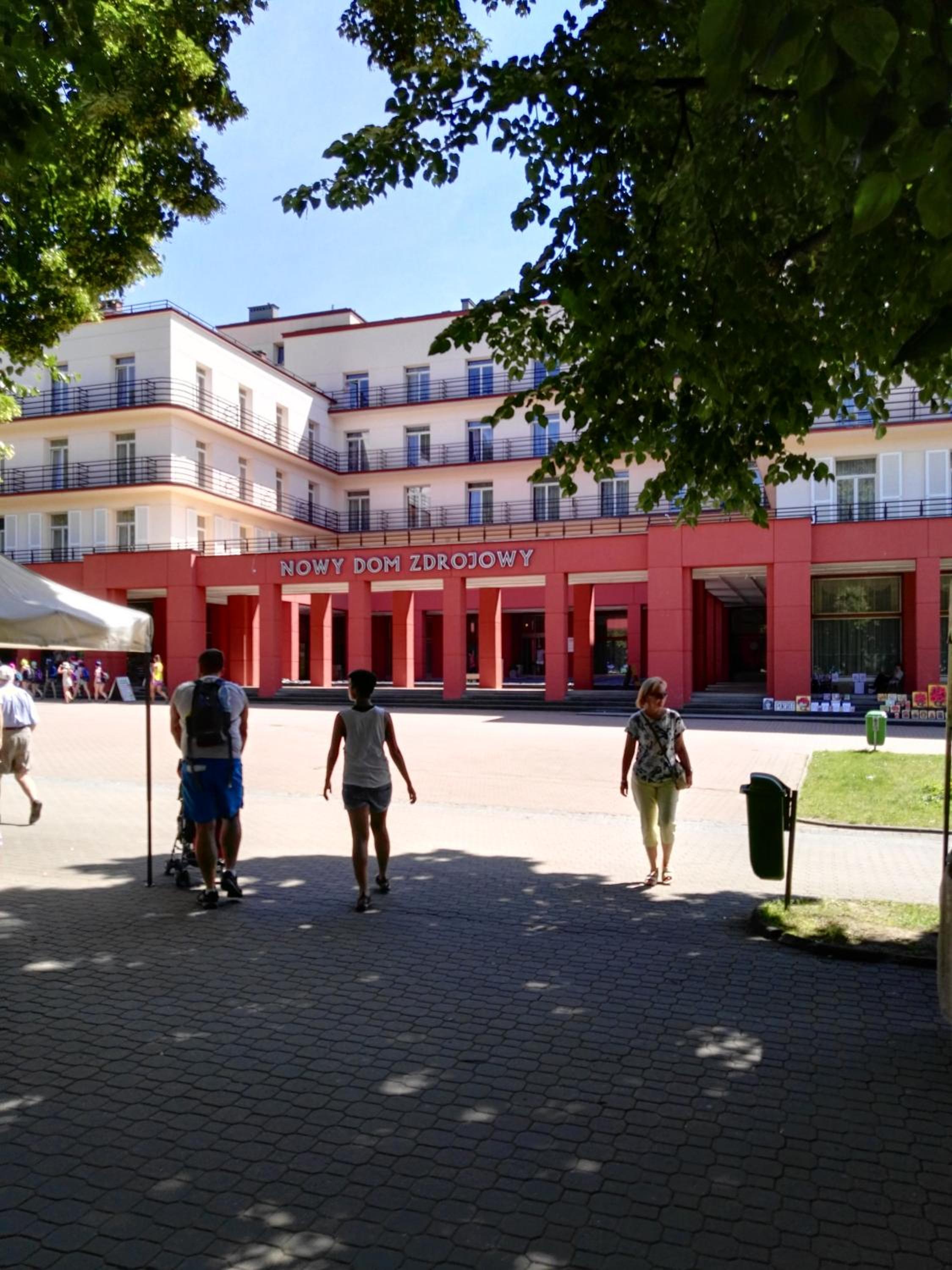 Photo 12