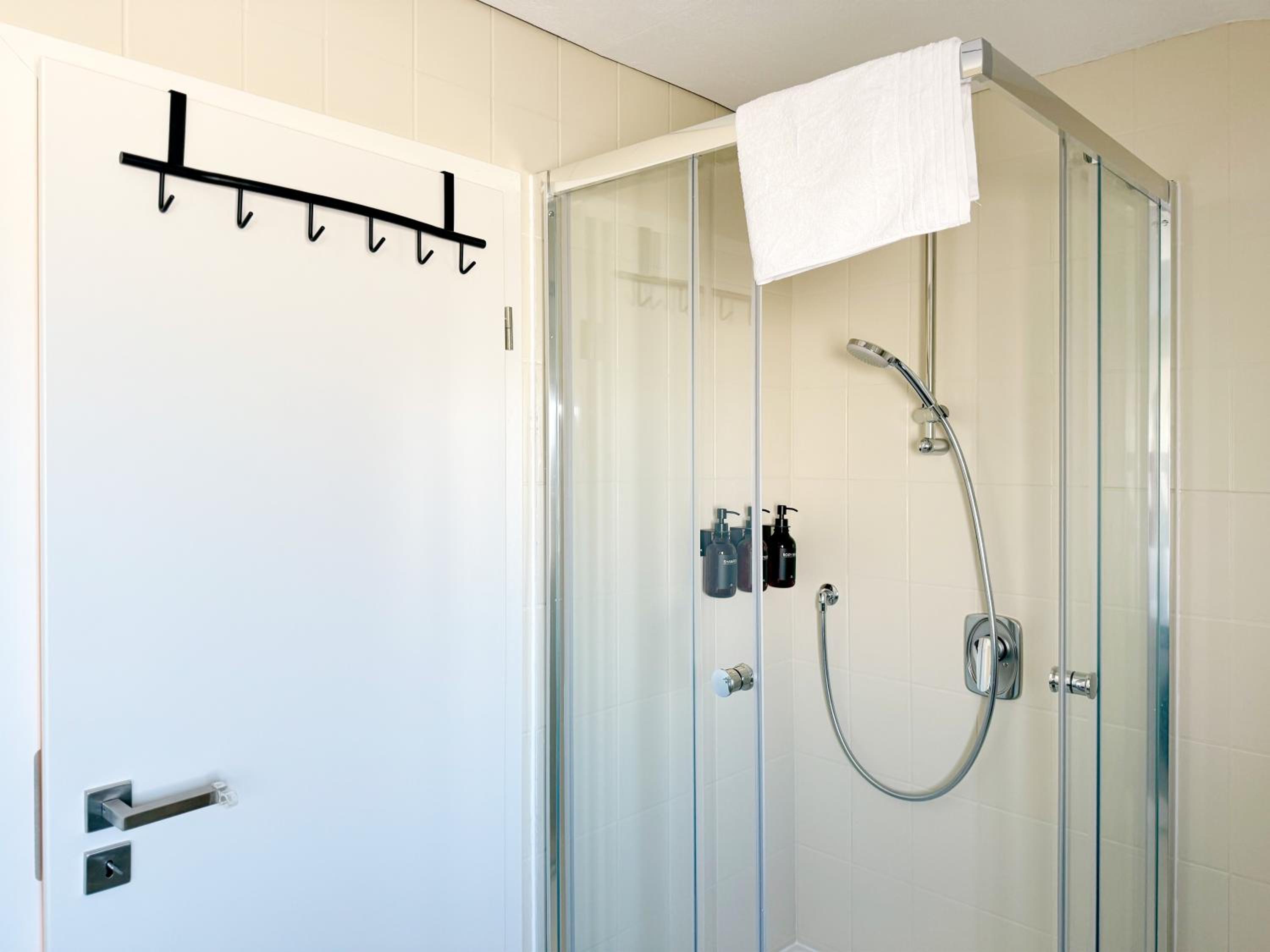 Turmblick - Parkplatz - A7 Nähe - Bahnhof Nähe - mit WM