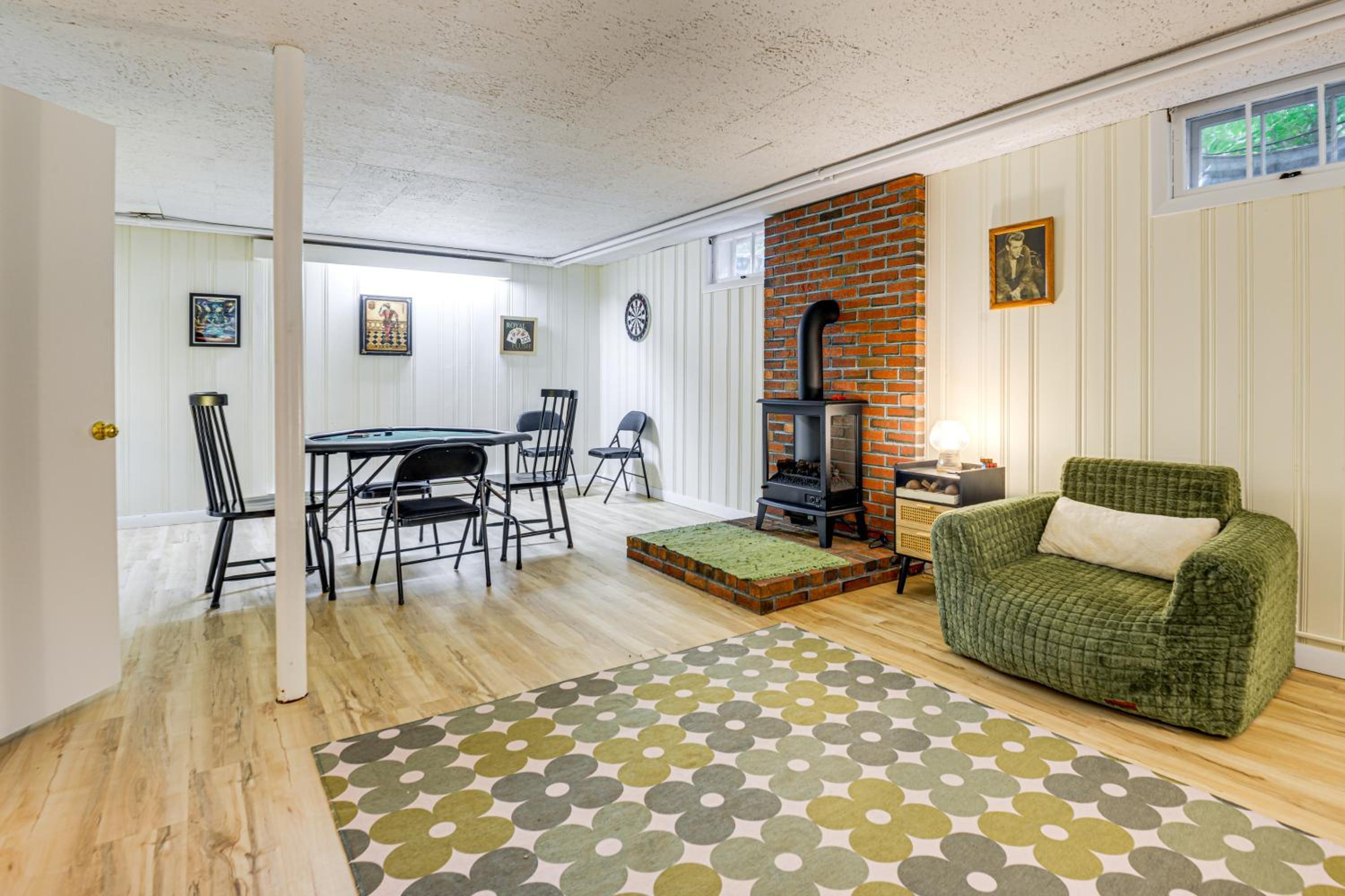 Near Main St and Festivals Peaceful Keene Getaway!