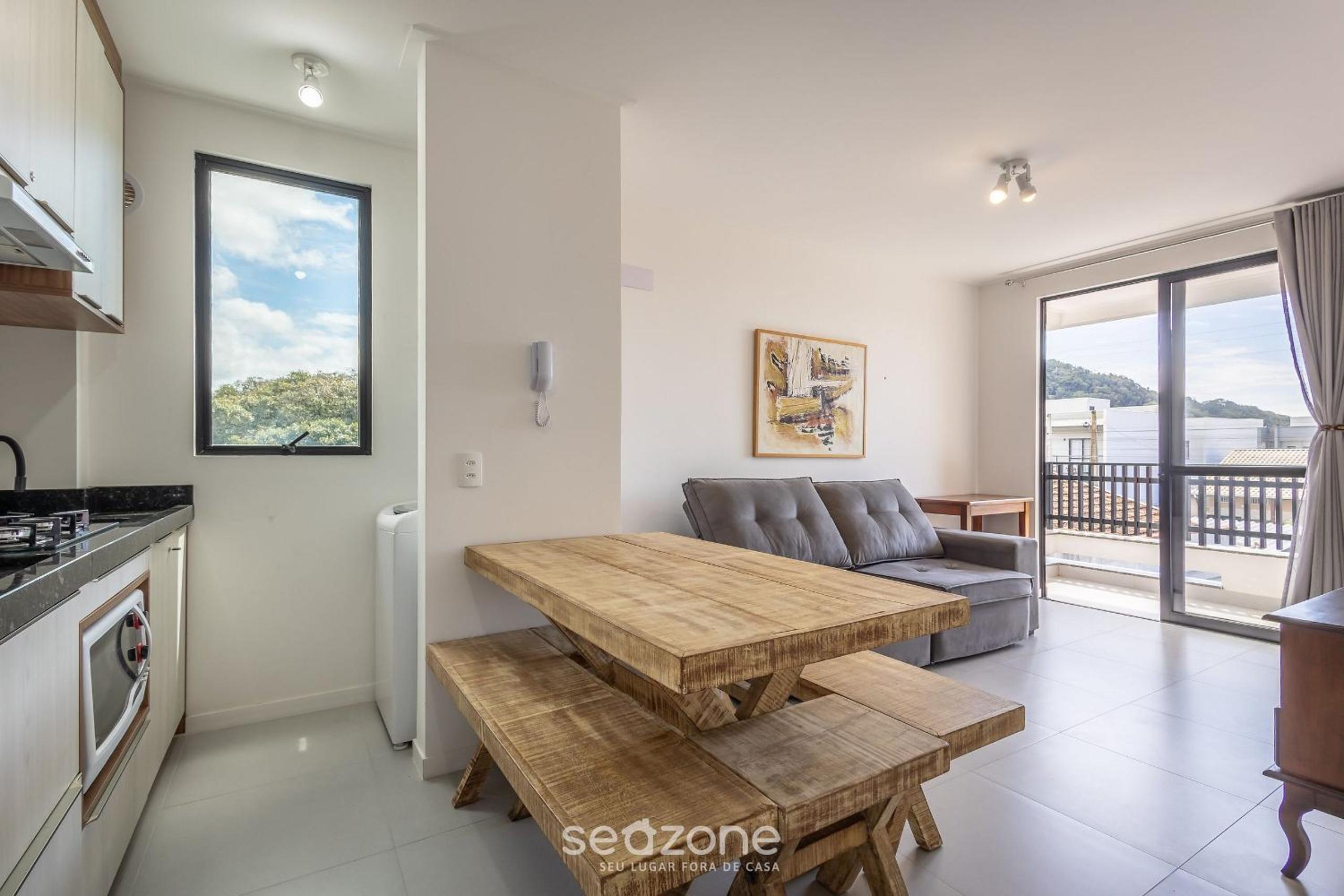 Apart with barbecue 750 m from the beach RRV0202
