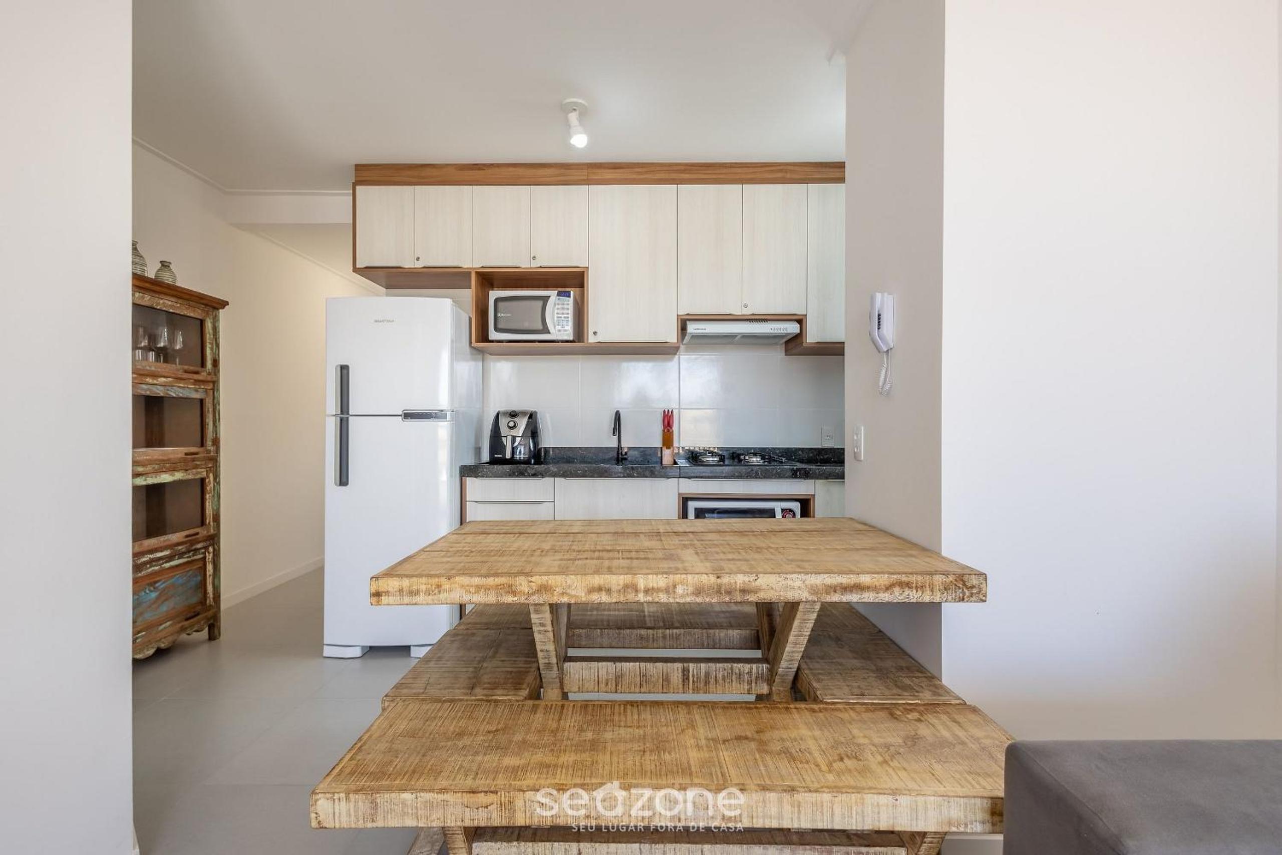 Apart with barbecue 750 m from the beach RRV0202