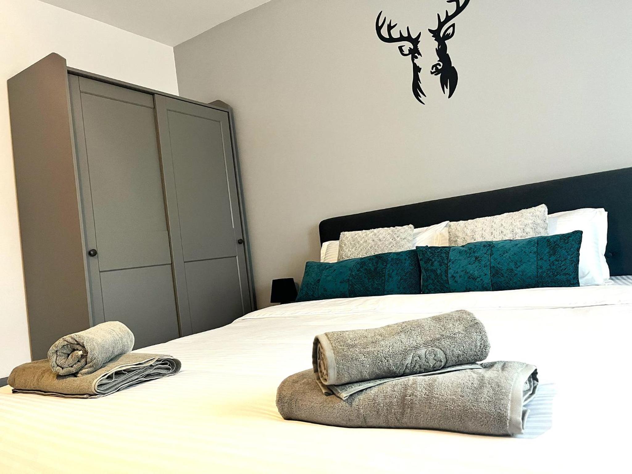 Deer House - Fireplace 1BR near Sinaia Plaza