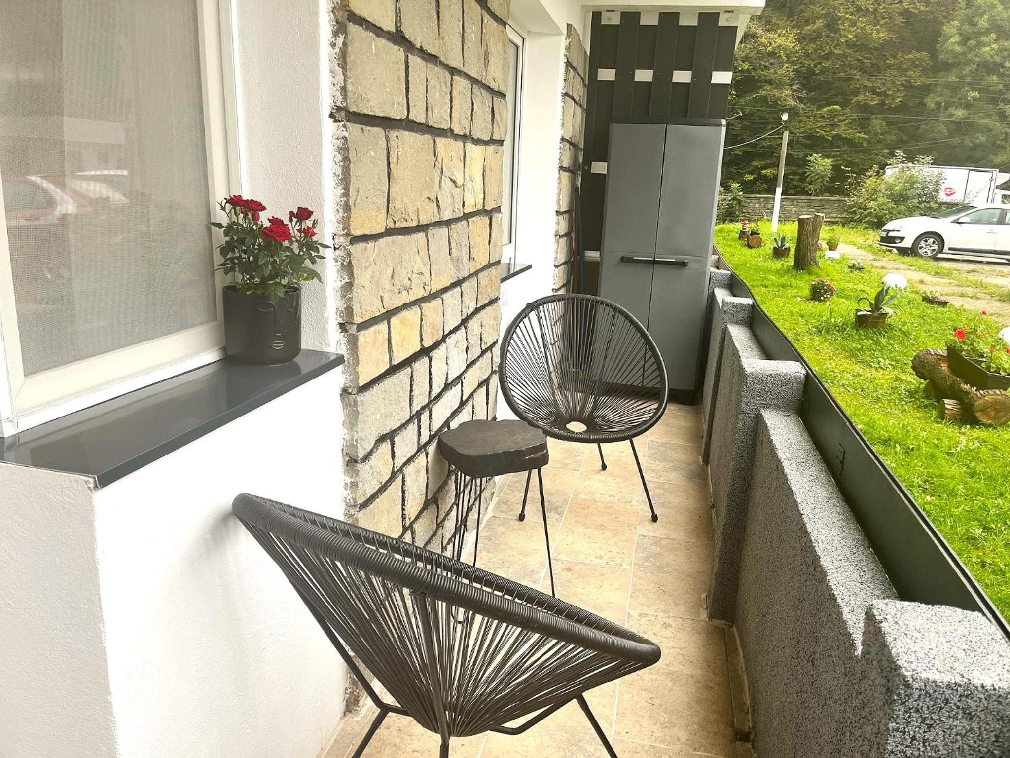 Deer House - Fireplace 1BR near Sinaia Plaza