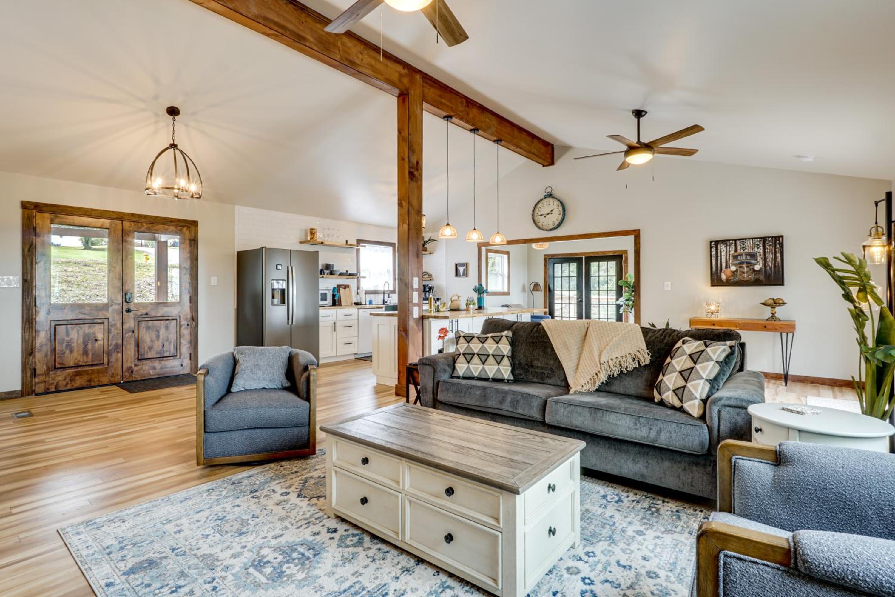 1 Mi to Dtwn Loudon Spacious River-View Home