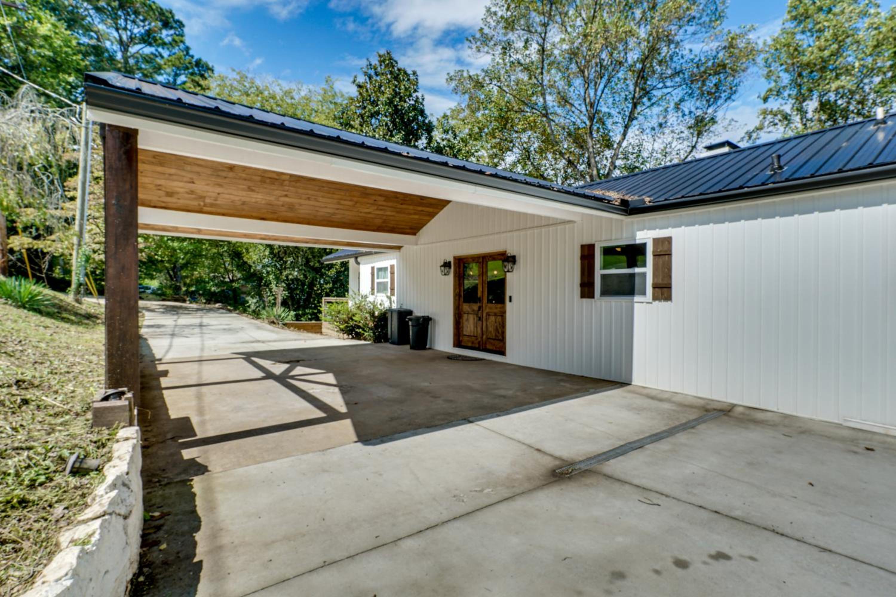 1 Mi to Dtwn Loudon Spacious River-View Home