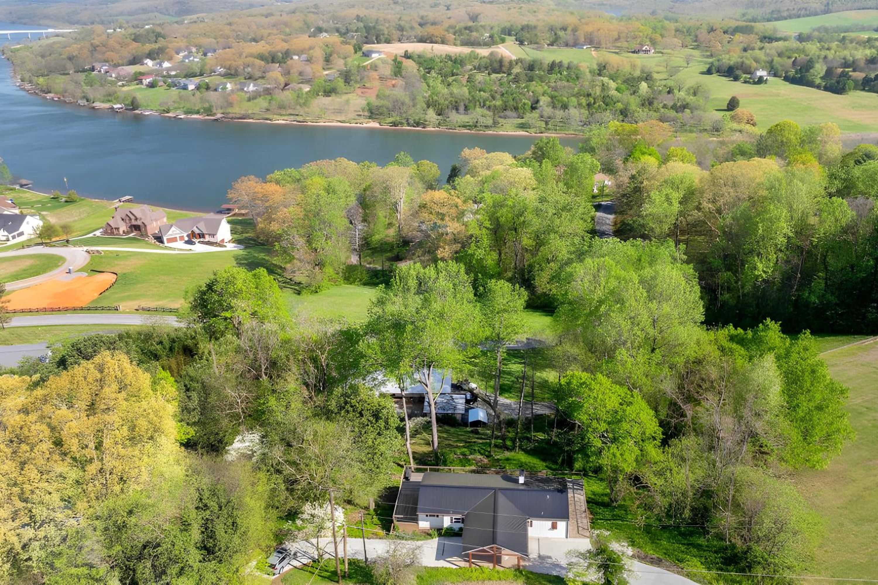 1 Mi to Dtwn Loudon Spacious River-View Home