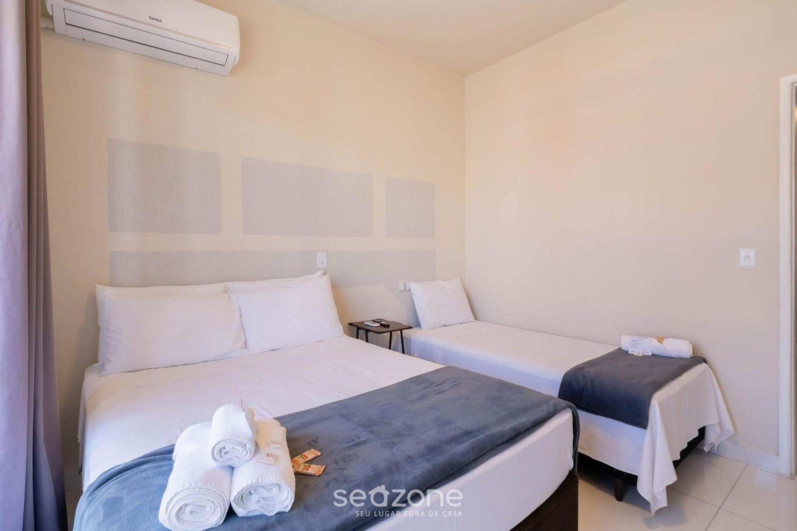 1 Bedroom Apartment 650 m from the Beach FAH0205