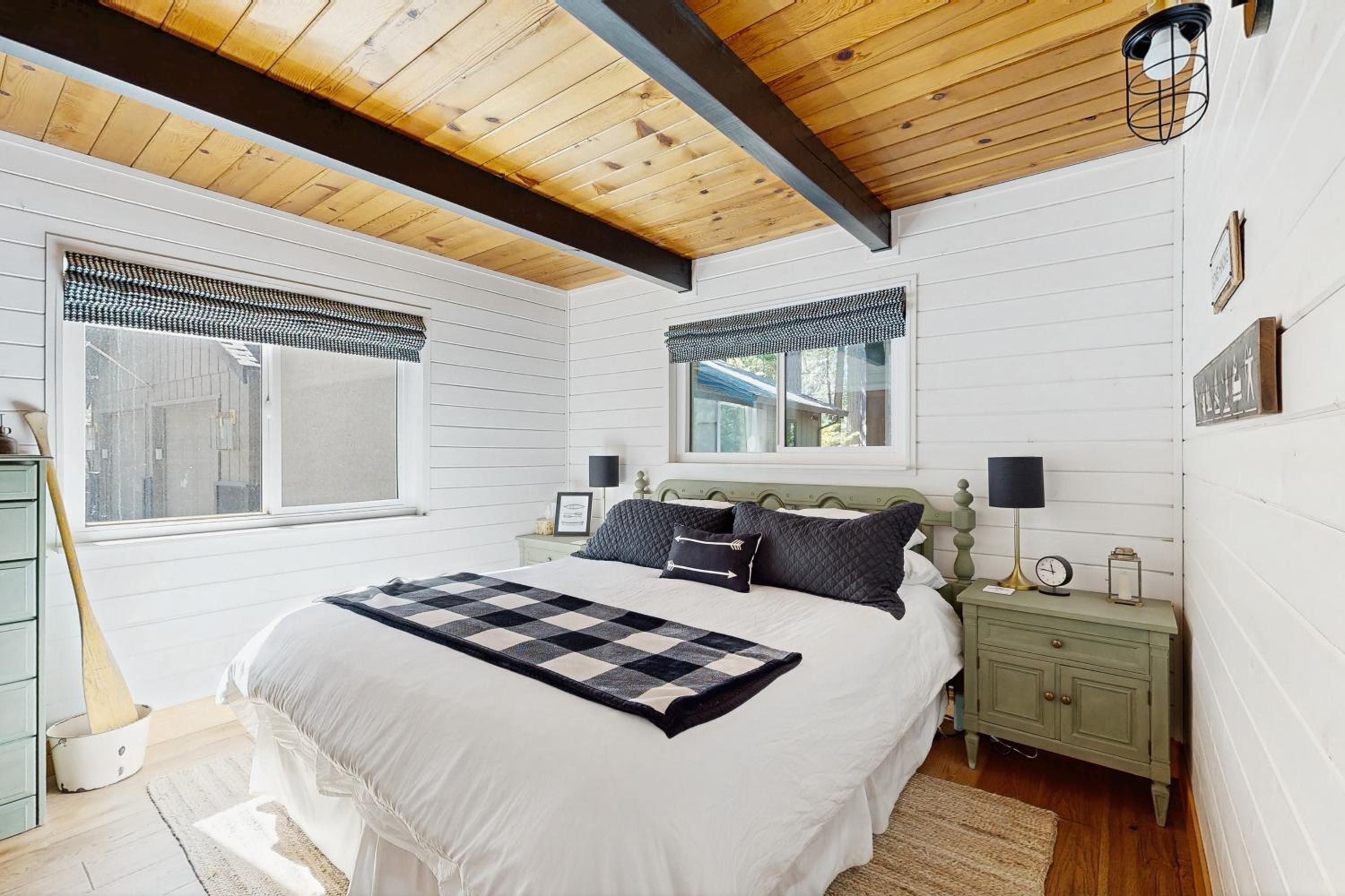 Hot Tub, Game Room and Home Gym Serene Arnold Gem