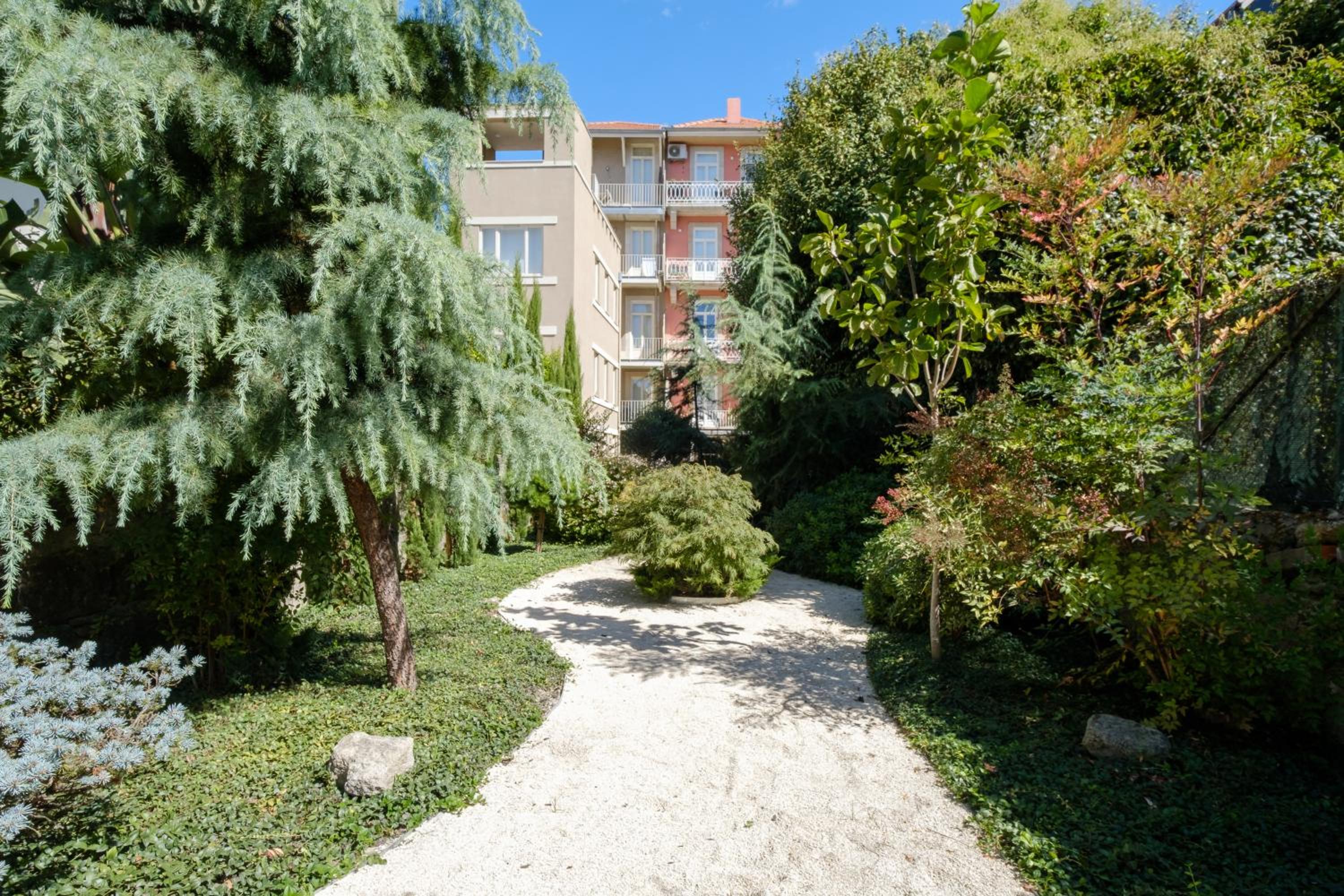 Quinta dos Cedros Garden & Terrace