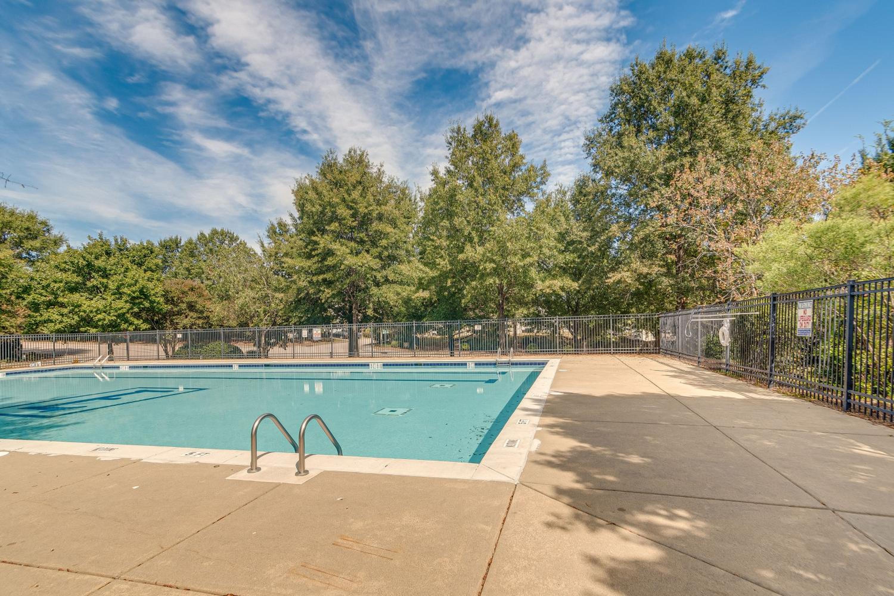 Centrally Located Raleigh Townhome with Pool Access