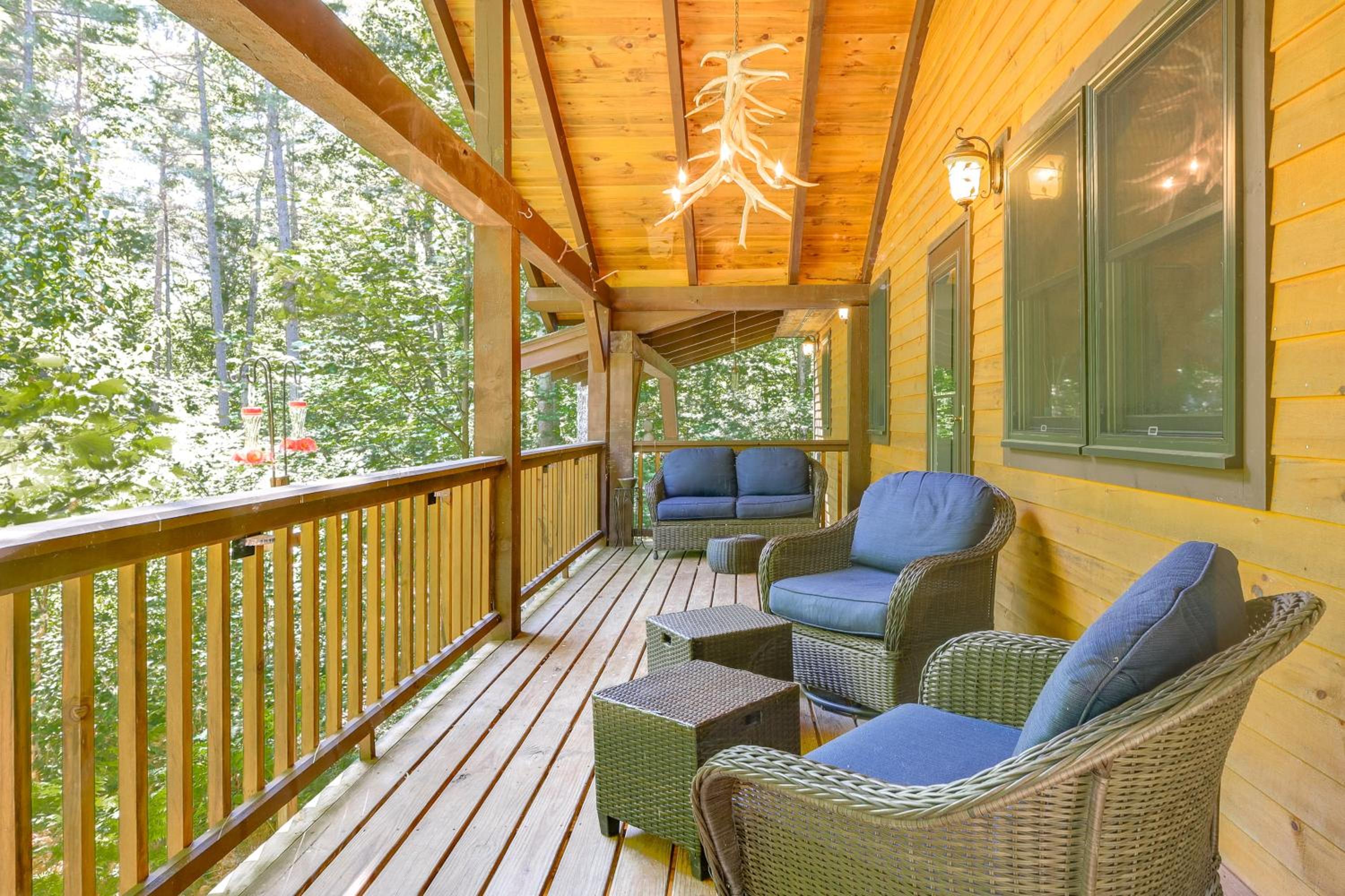 Game Room and Lake Access Wooded Retreat in Jay