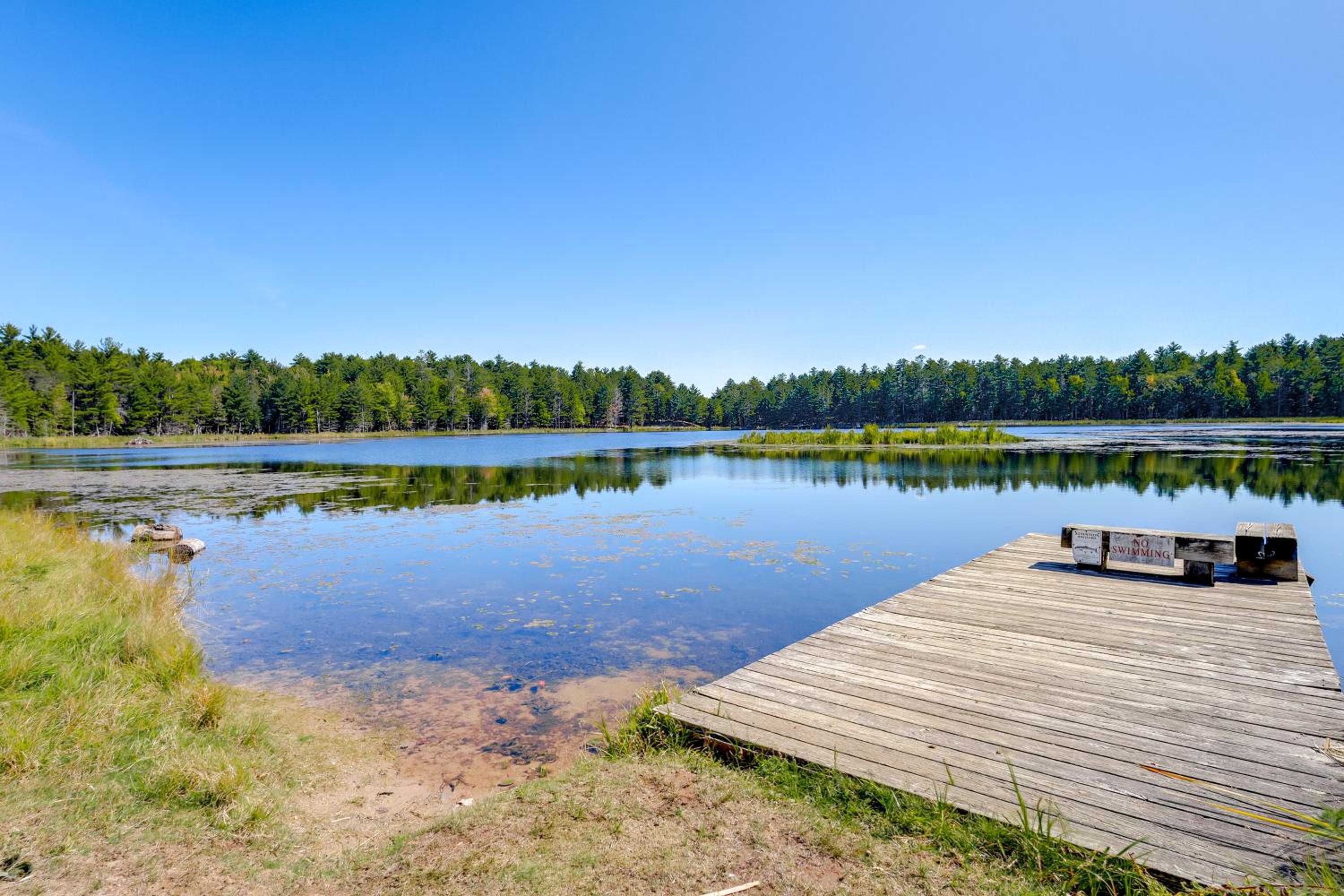 Game Room and Lake Access Wooded Retreat in Jay