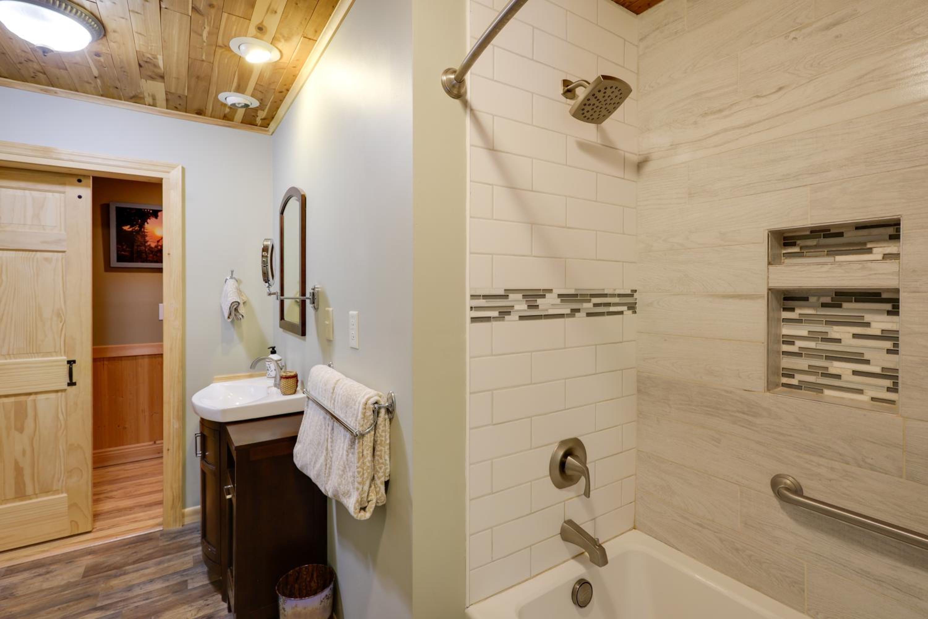 Game Room and Lake Access Wooded Retreat in Jay