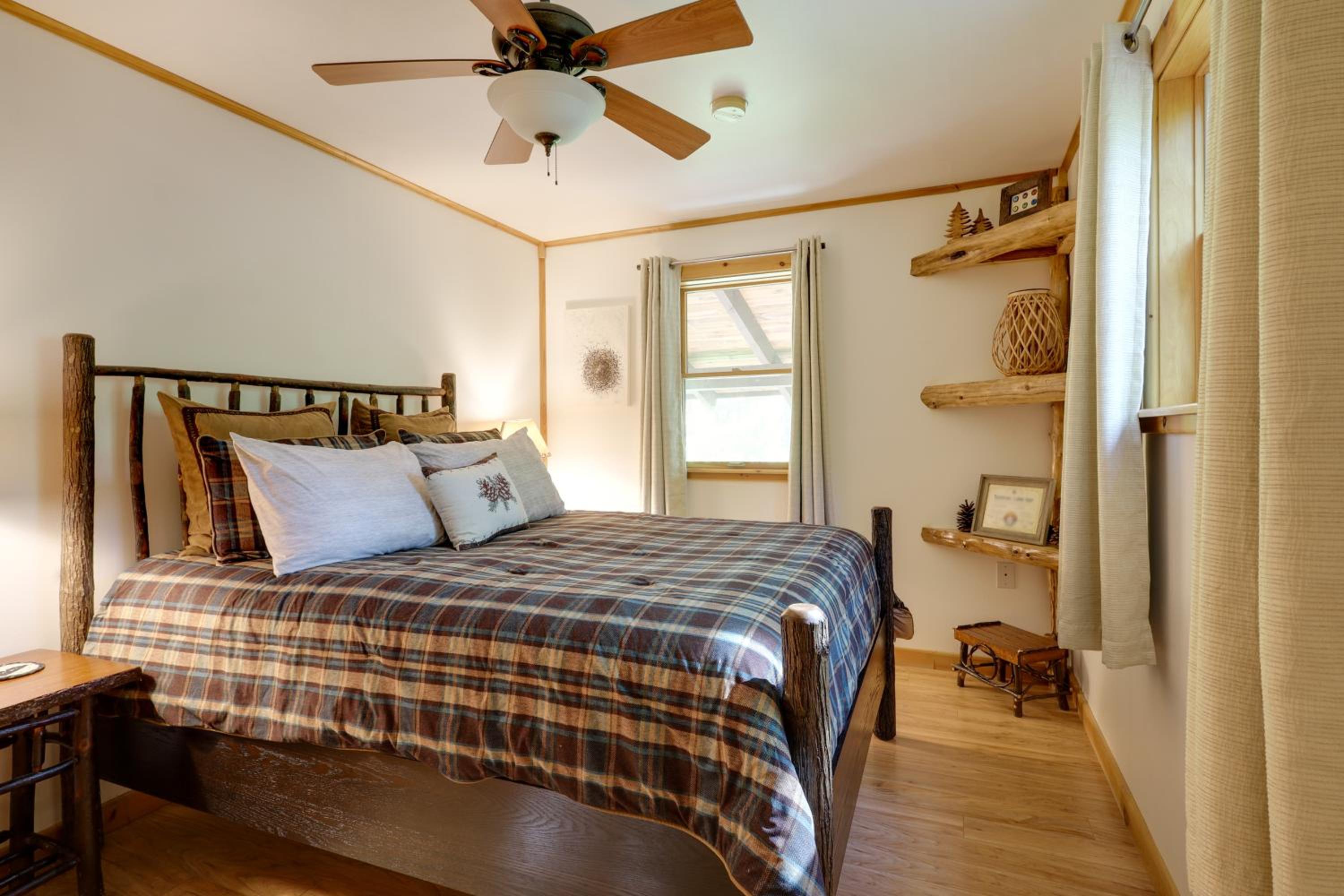 Game Room and Lake Access Wooded Retreat in Jay