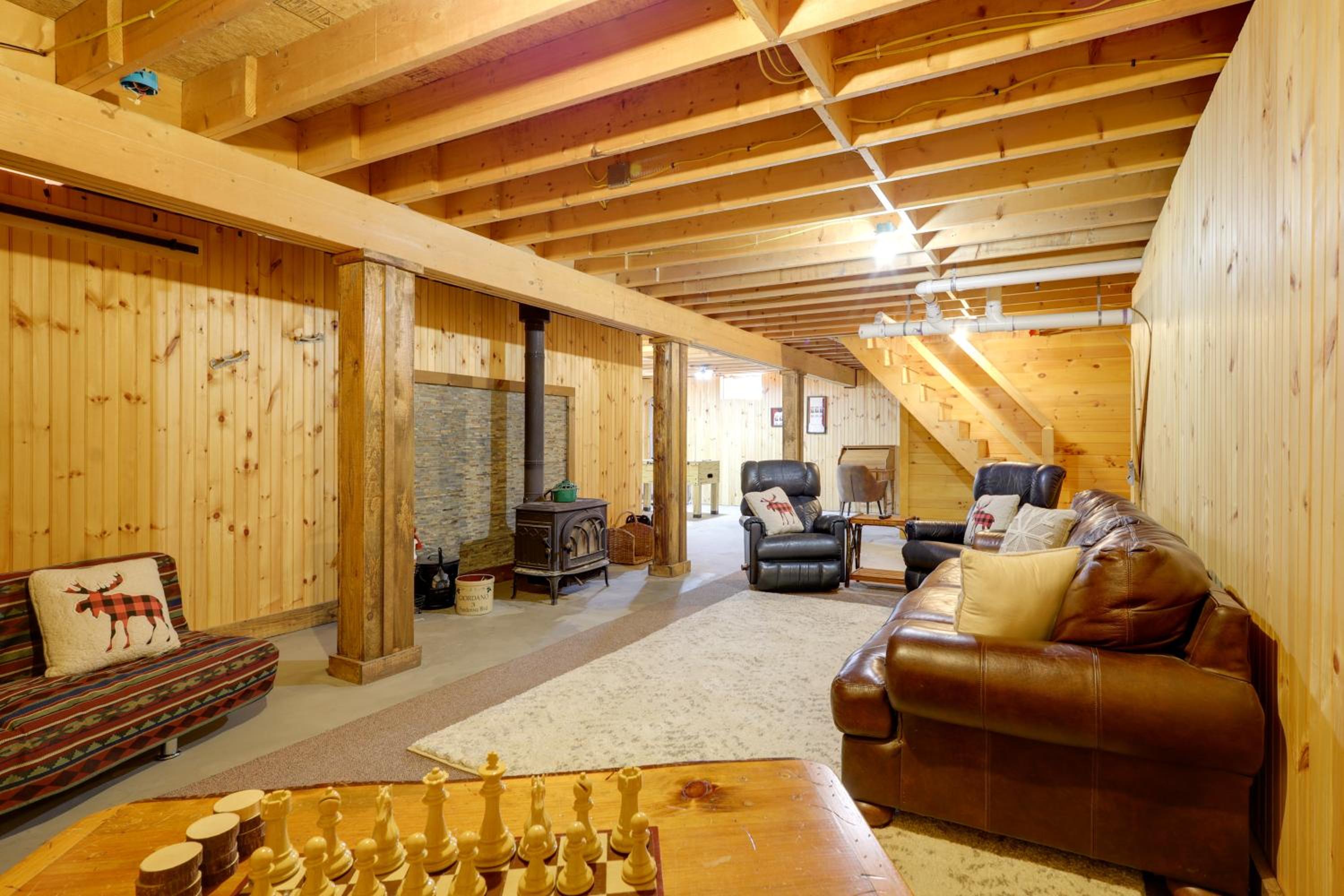 Game Room and Lake Access Wooded Retreat in Jay