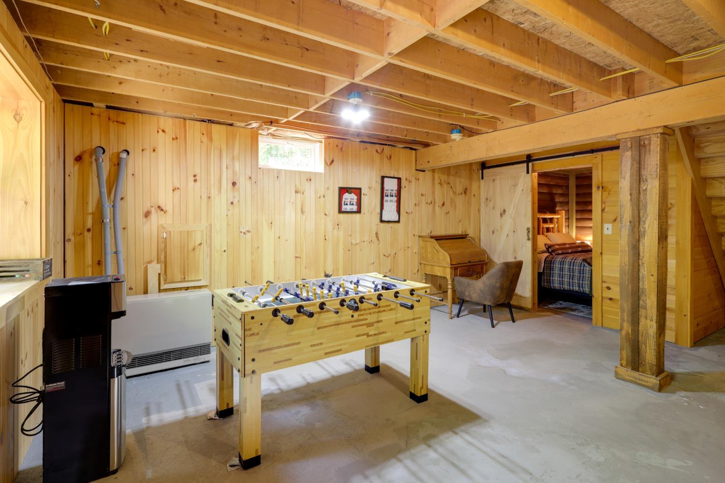 Game Room and Lake Access Wooded Retreat in Jay