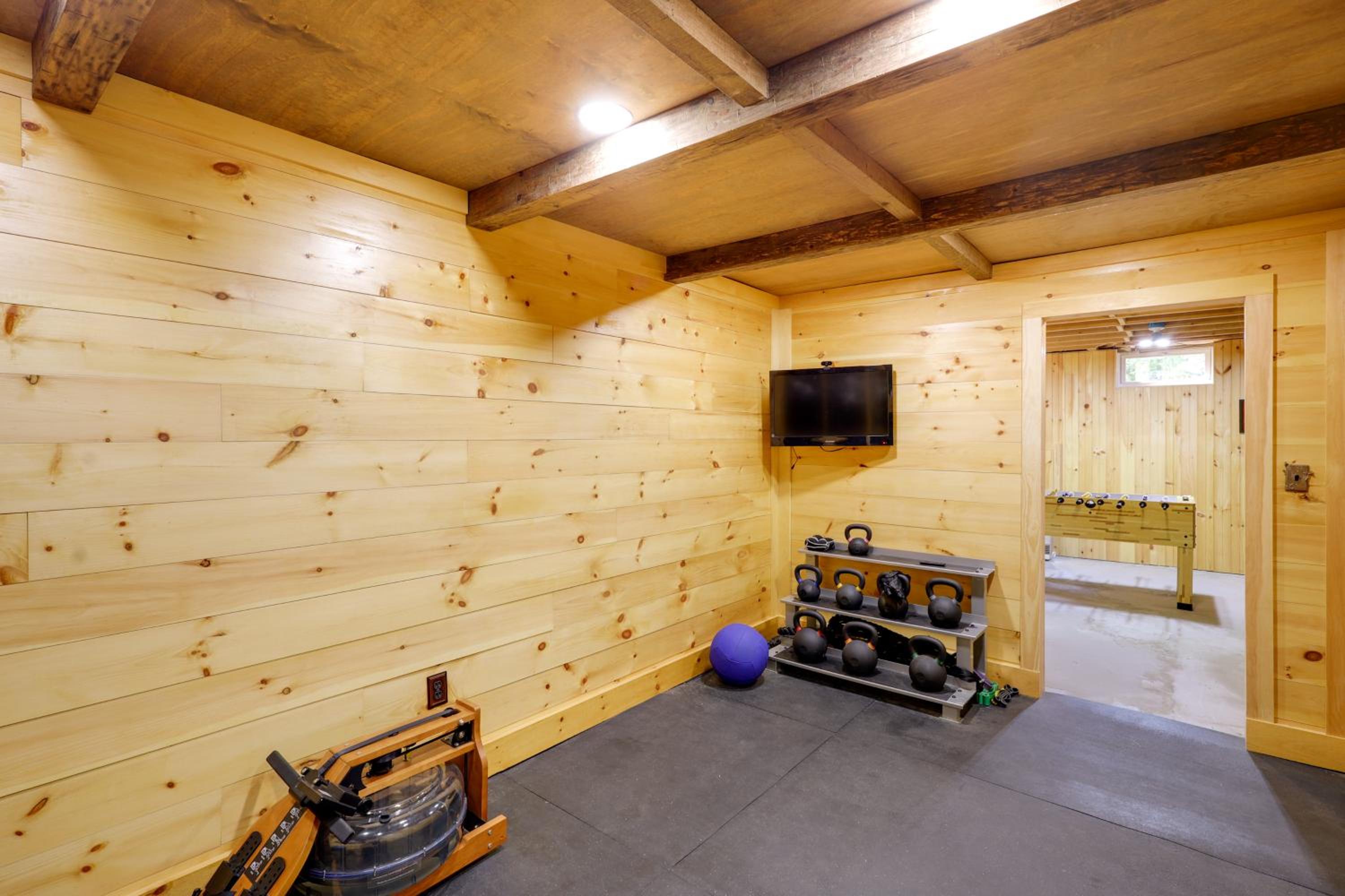 Game Room and Lake Access Wooded Retreat in Jay