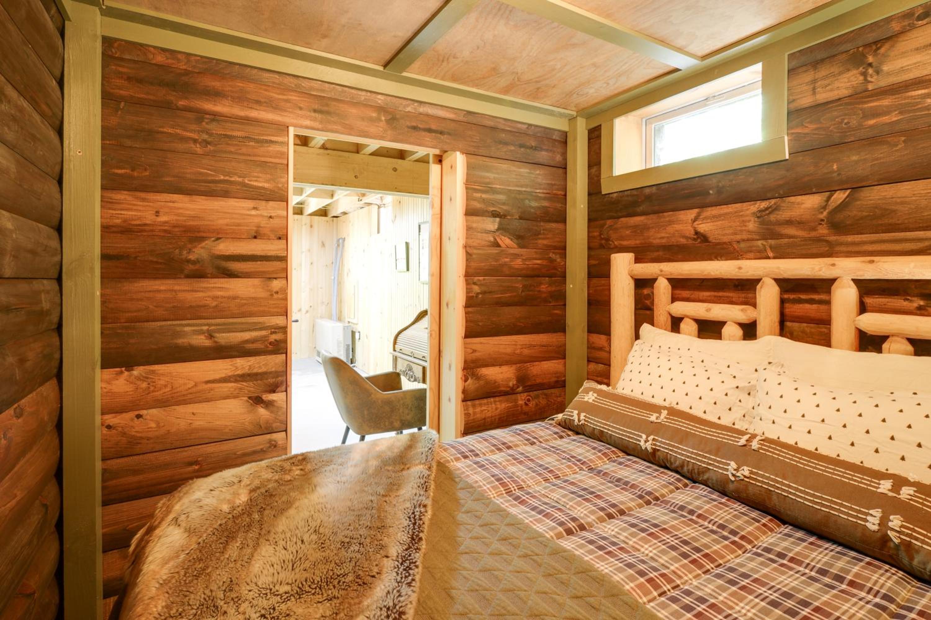 Game Room and Lake Access Wooded Retreat in Jay