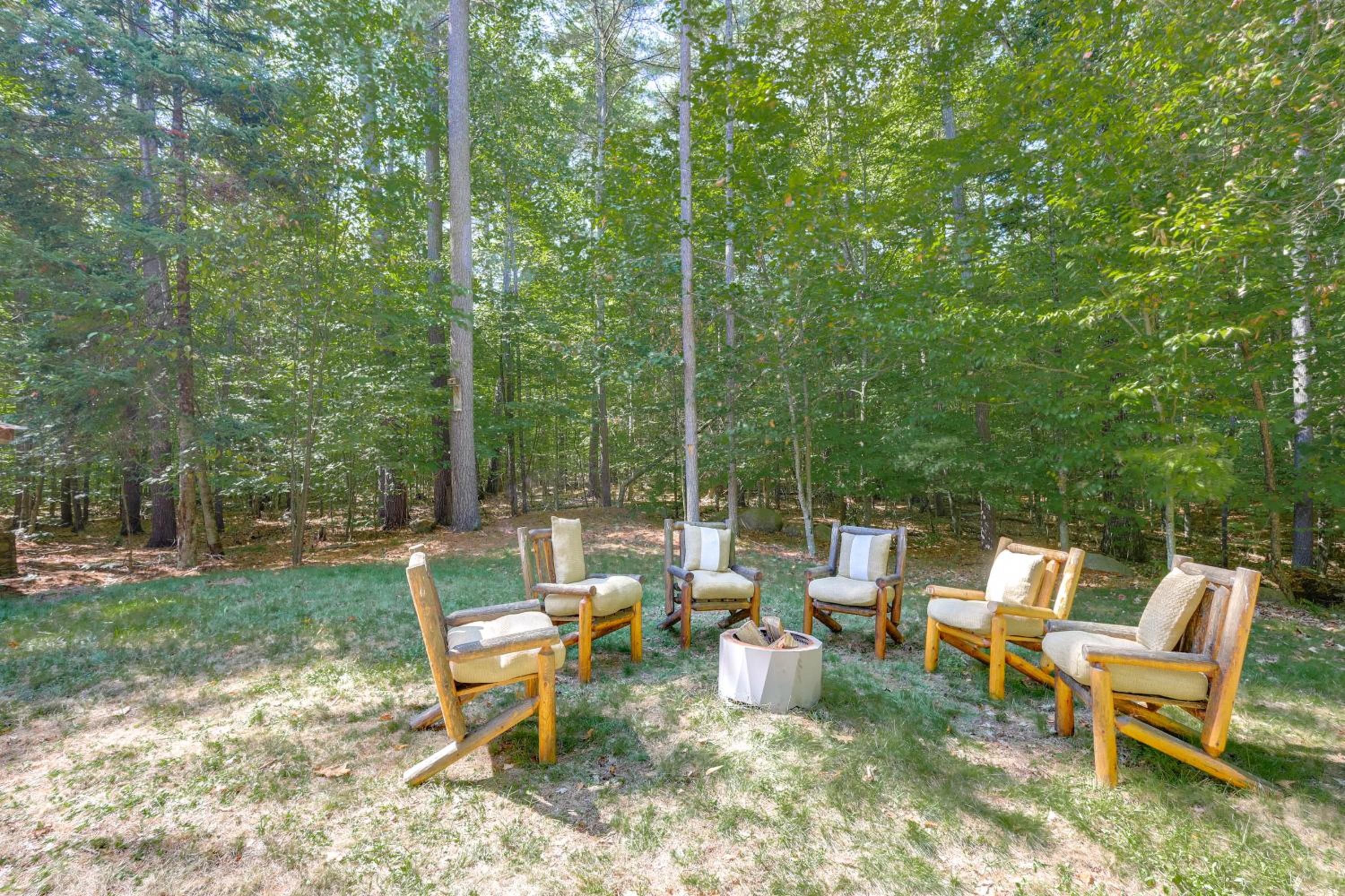 Game Room and Lake Access Wooded Retreat in Jay