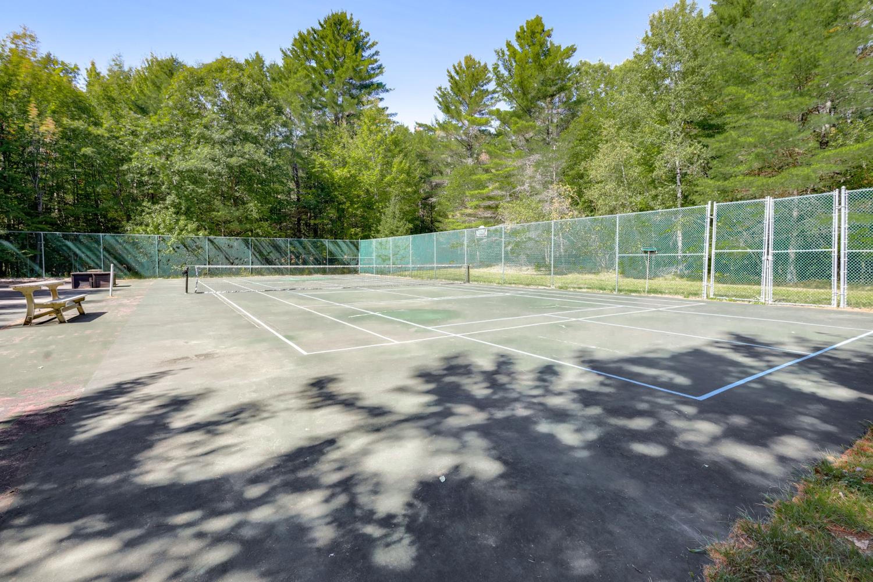 Game Room and Lake Access Wooded Retreat in Jay