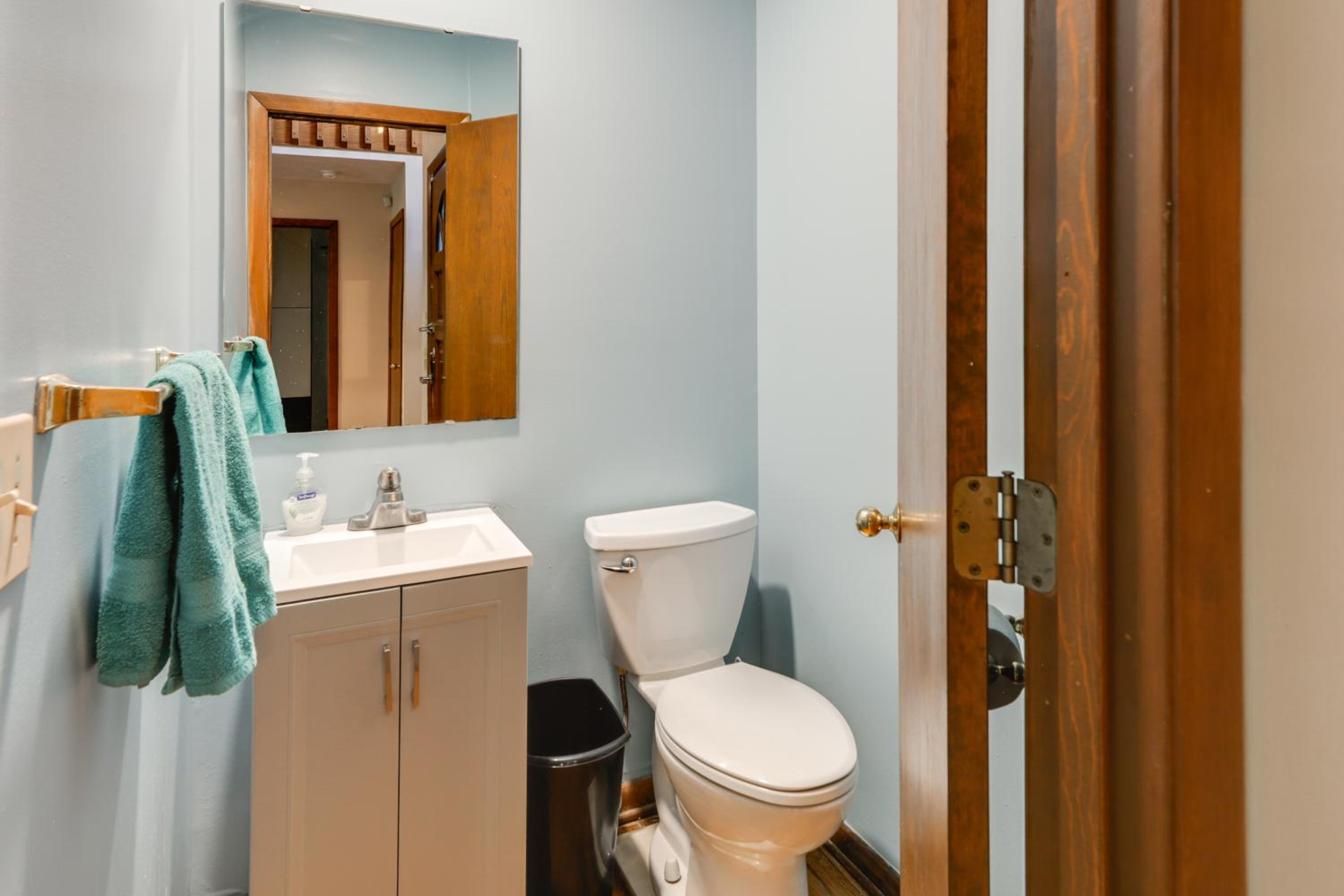 4 Mi to Dtwn Loveland Private Retreat with Decks