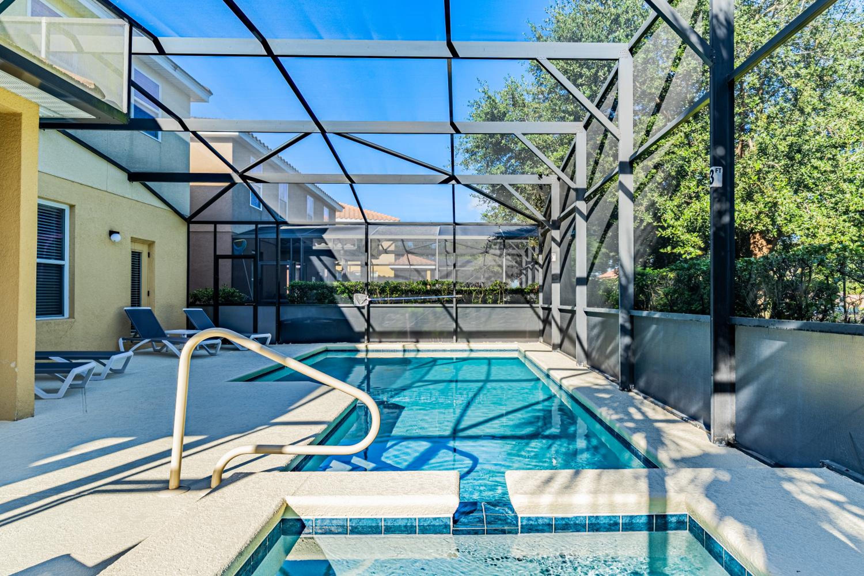 5BR Davenport Home with Pool and Private Hot Tub