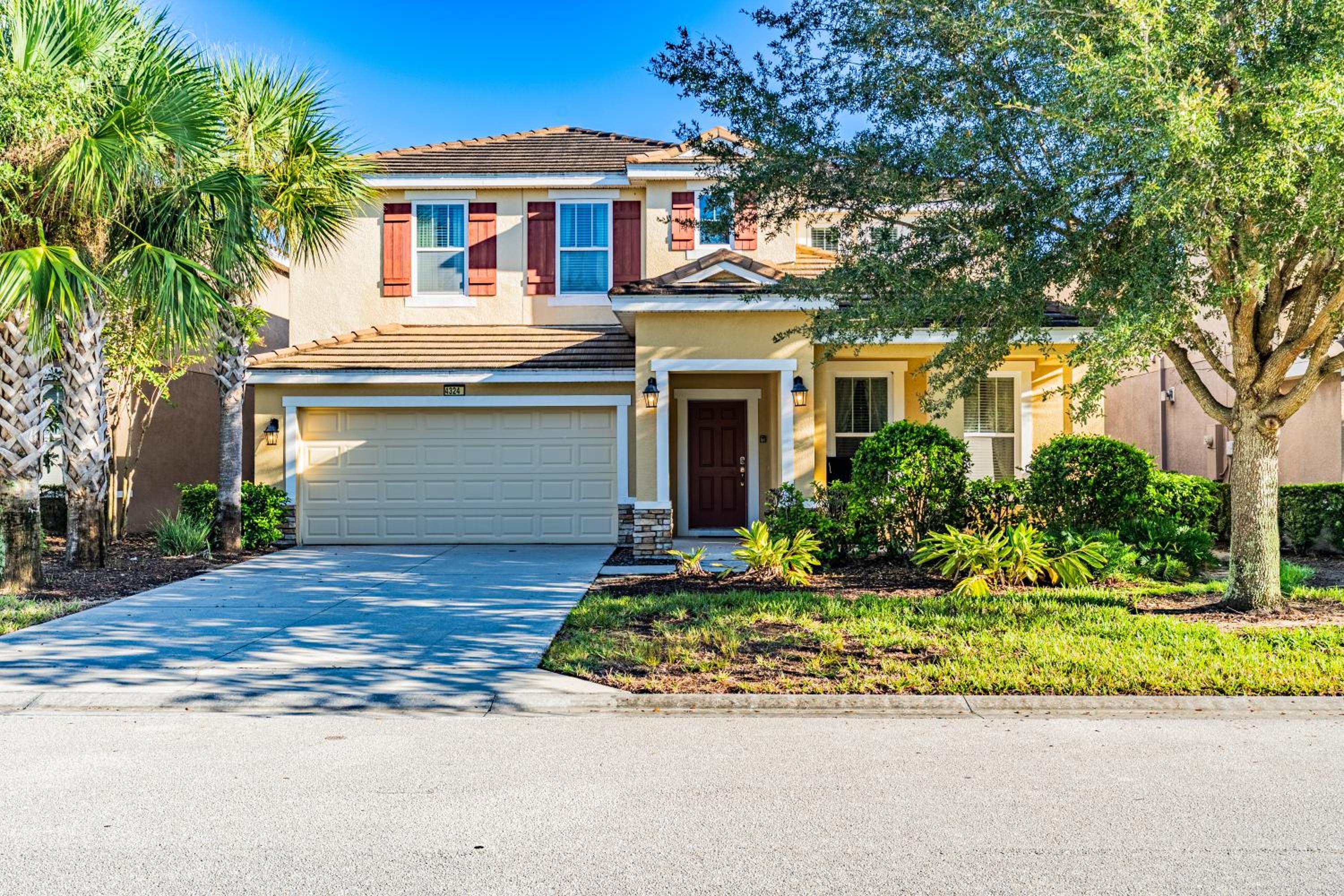 5BR Davenport Home with Pool and Private Hot Tub