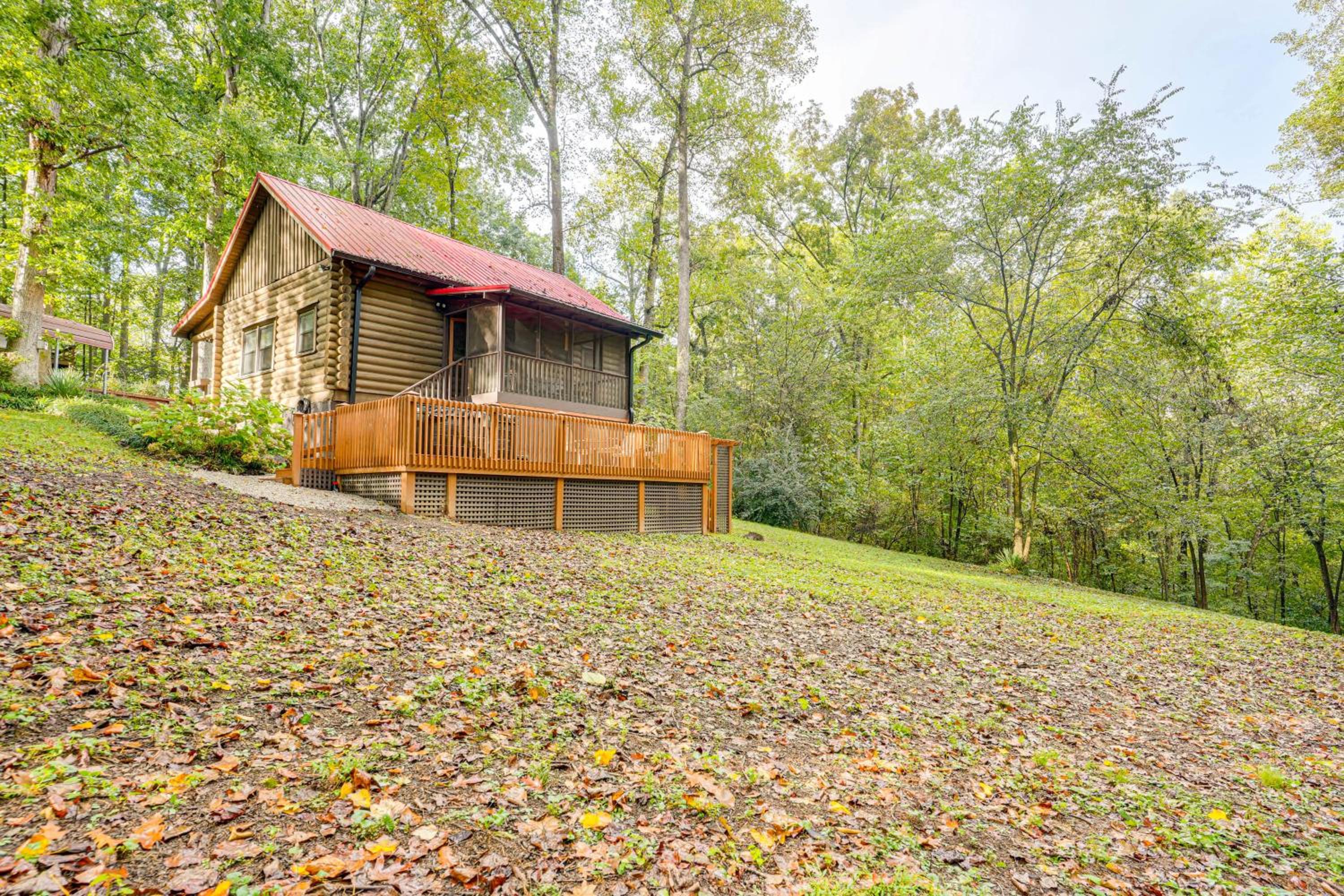 Soak in Hot Tub, Explore Outdoors Cleveland Cabin