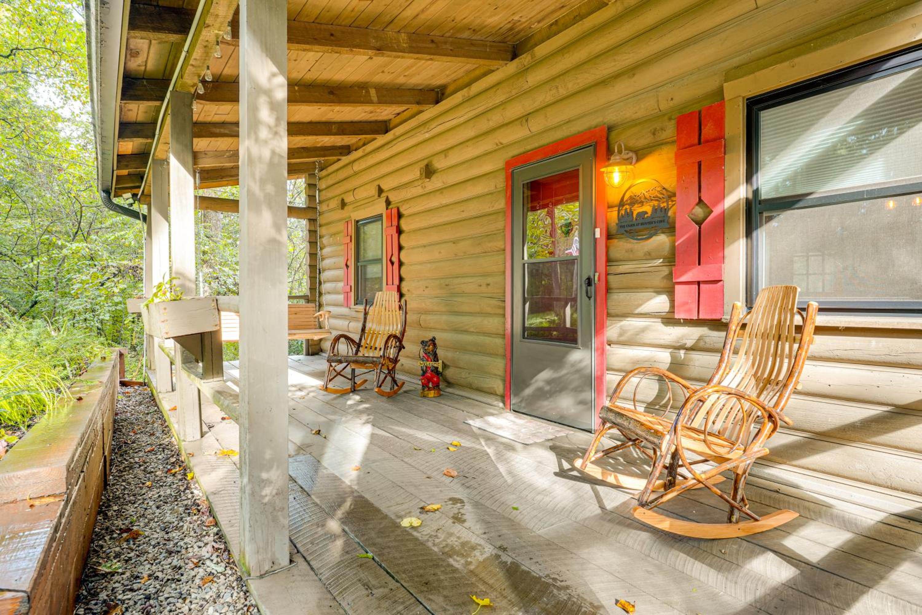 Soak in Hot Tub, Explore Outdoors Cleveland Cabin