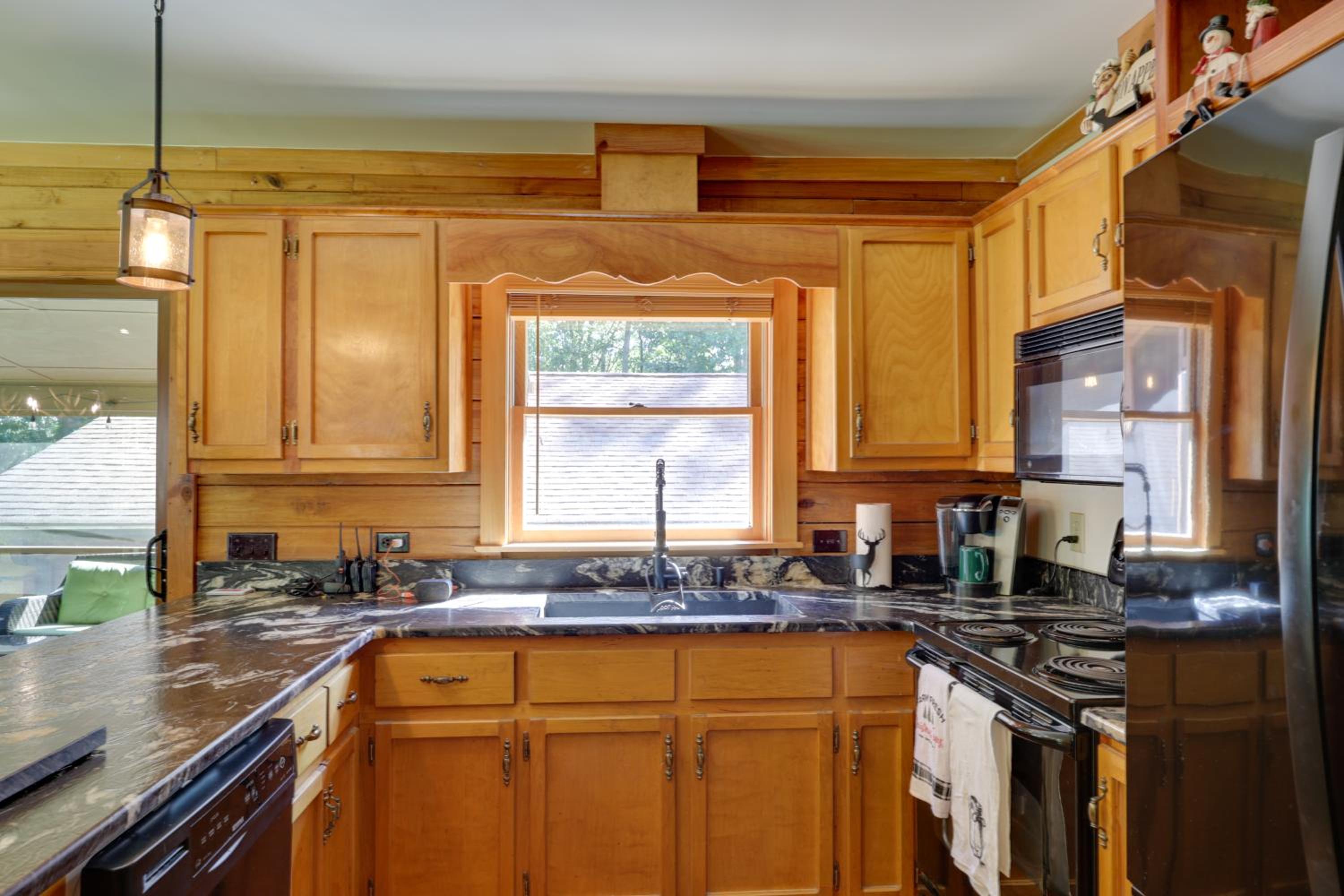 Unplug and Unwind! Country Cabin in Louisburg