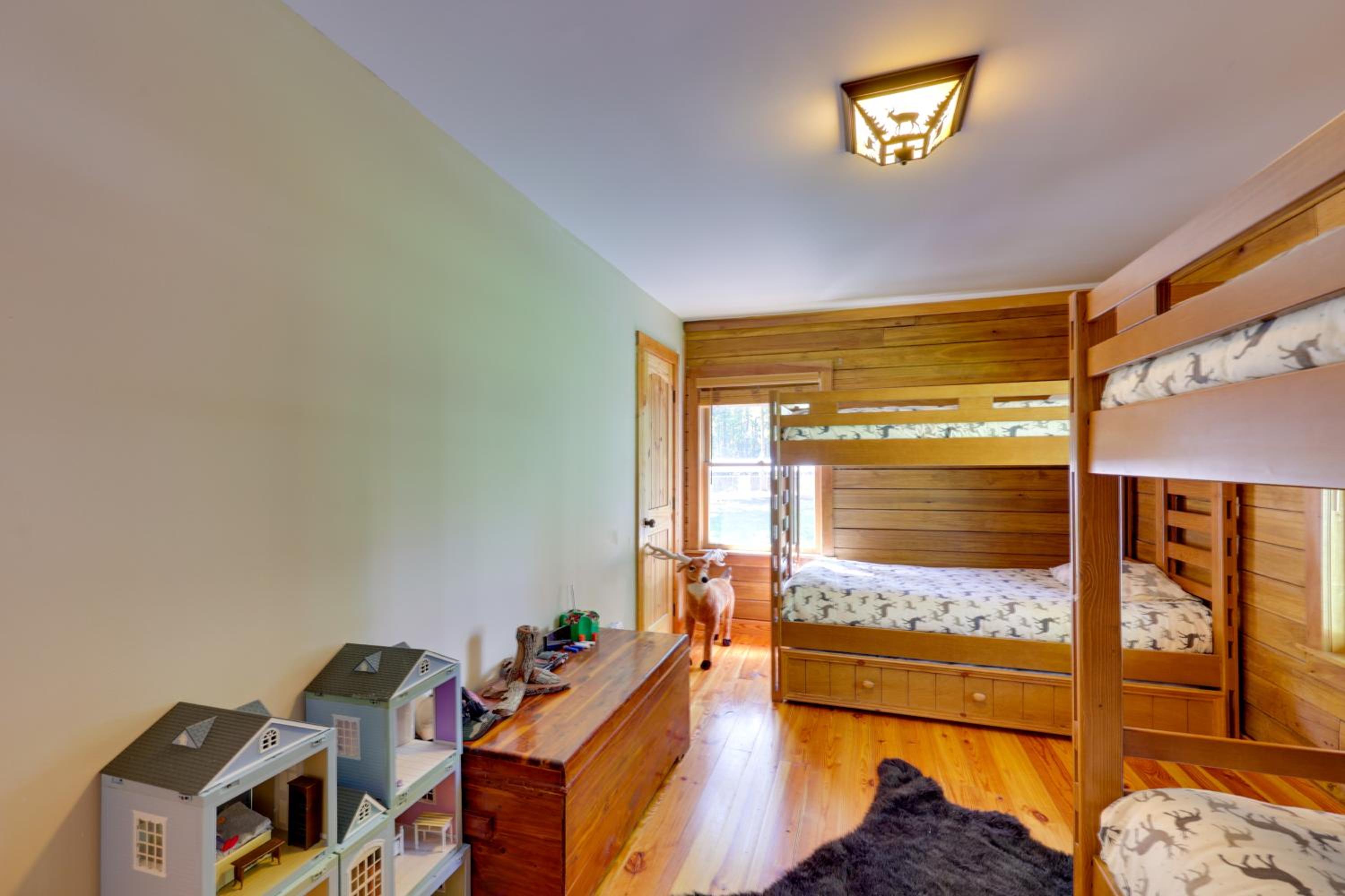 Unplug and Unwind! Country Cabin in Louisburg