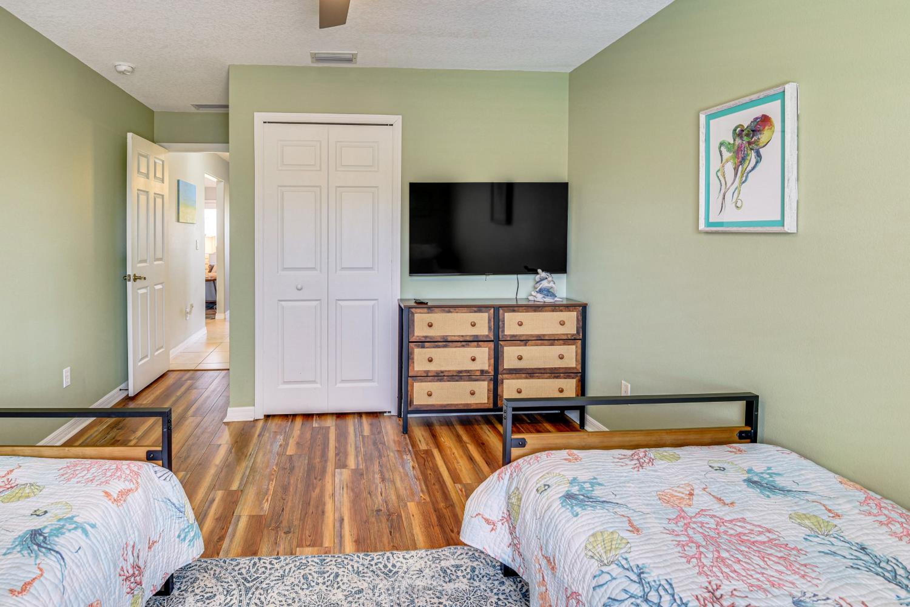 Walk to Beach! Palm Coast Oasis with Pool