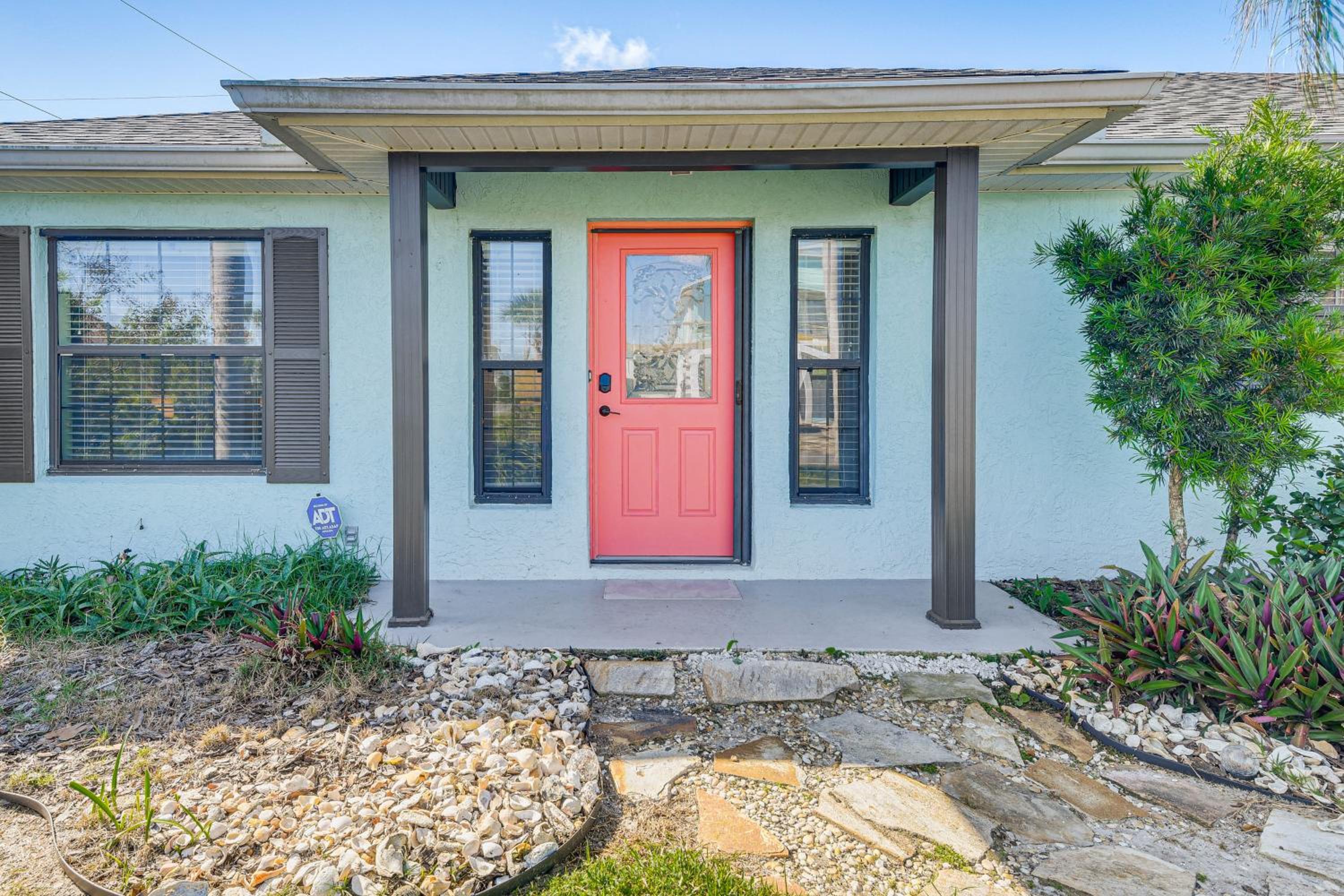 Walk to Beach! Palm Coast Oasis with Pool