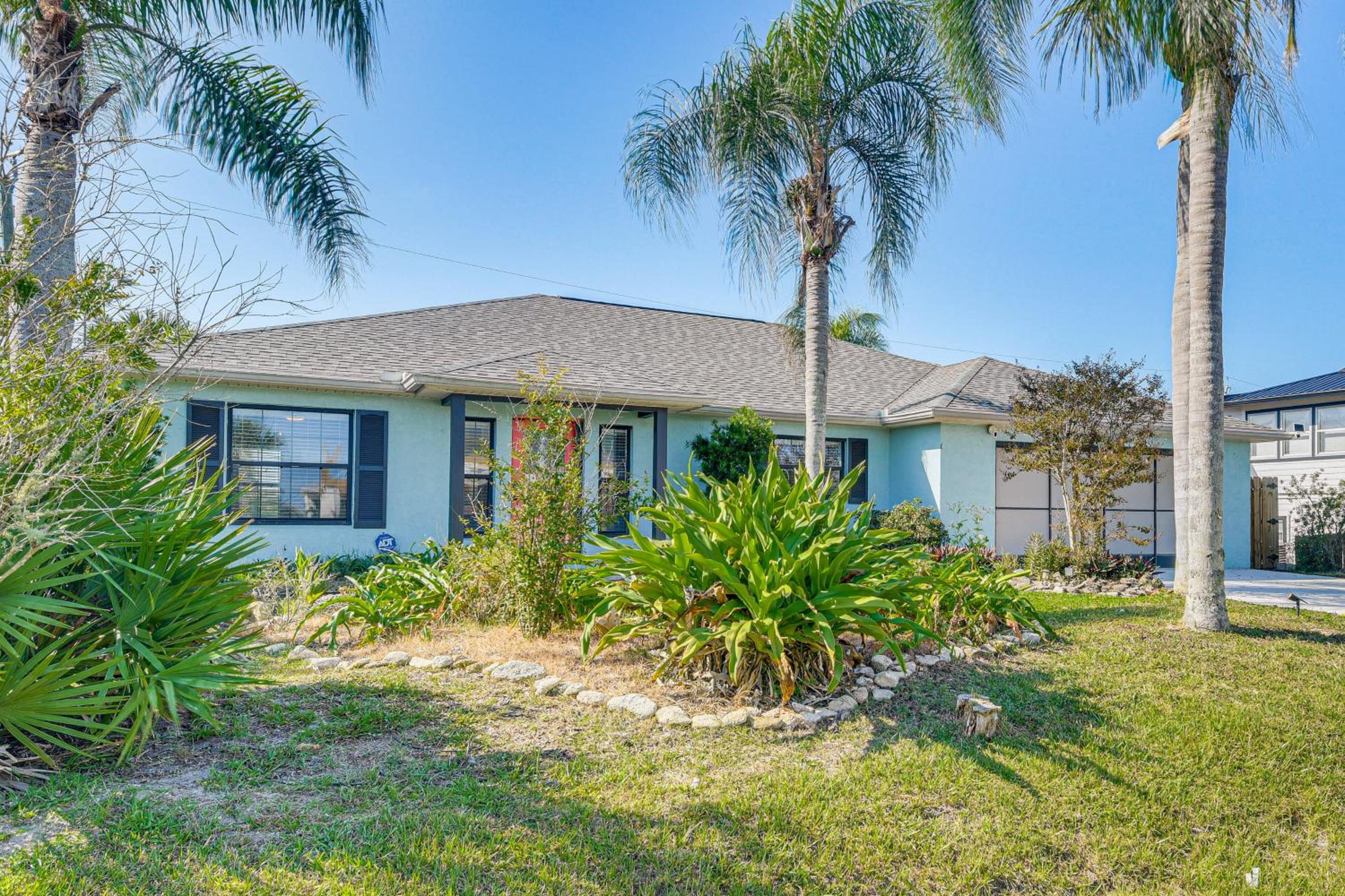Walk to Beach! Palm Coast Oasis with Pool
